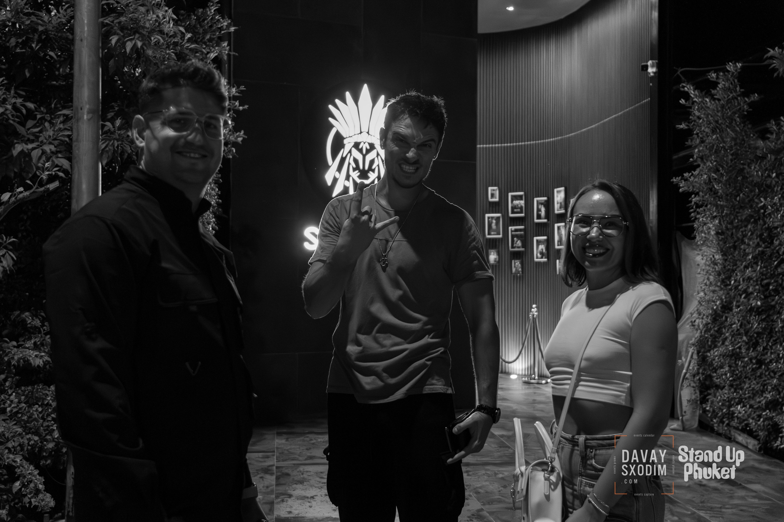 Standup Влада Лапина | Фоторепортаж | Афиша | DAVAYSXODIM.com PHUKET. АФИША|ФОТОРЕПОРТАЖИ|ИВЕНТЫ|ПХУКЕТ