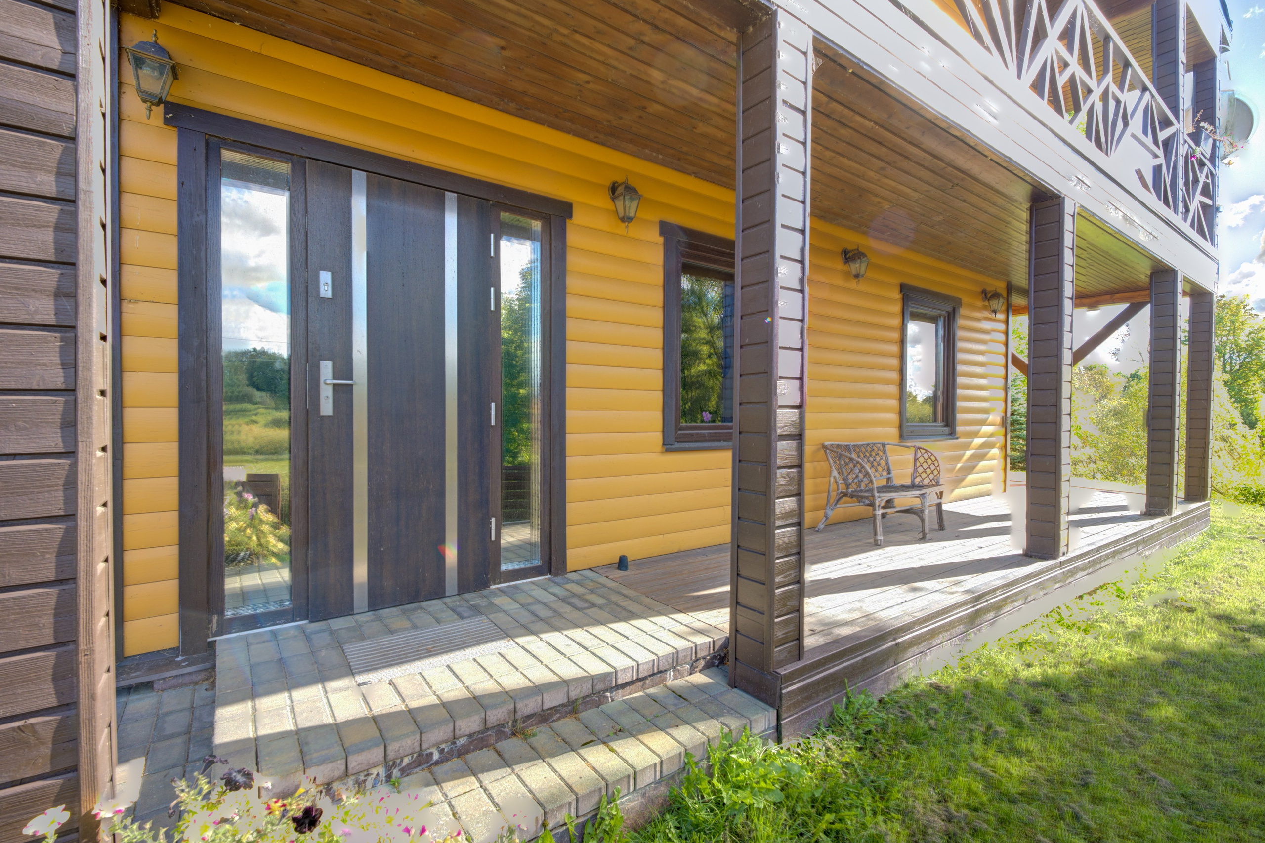 Sadyba Vinliaus r. prie ežero. Elina Sapiega fotografė Vilniuje