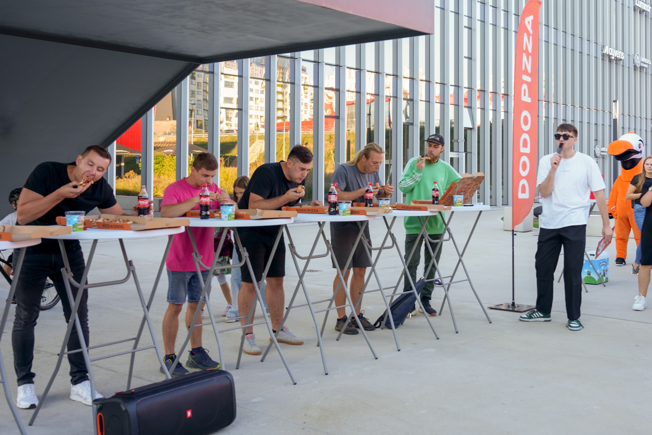 Dodo Pizza Picų Valgymo Čempionatas!. Elina Sapiega fotografė Vilniuje