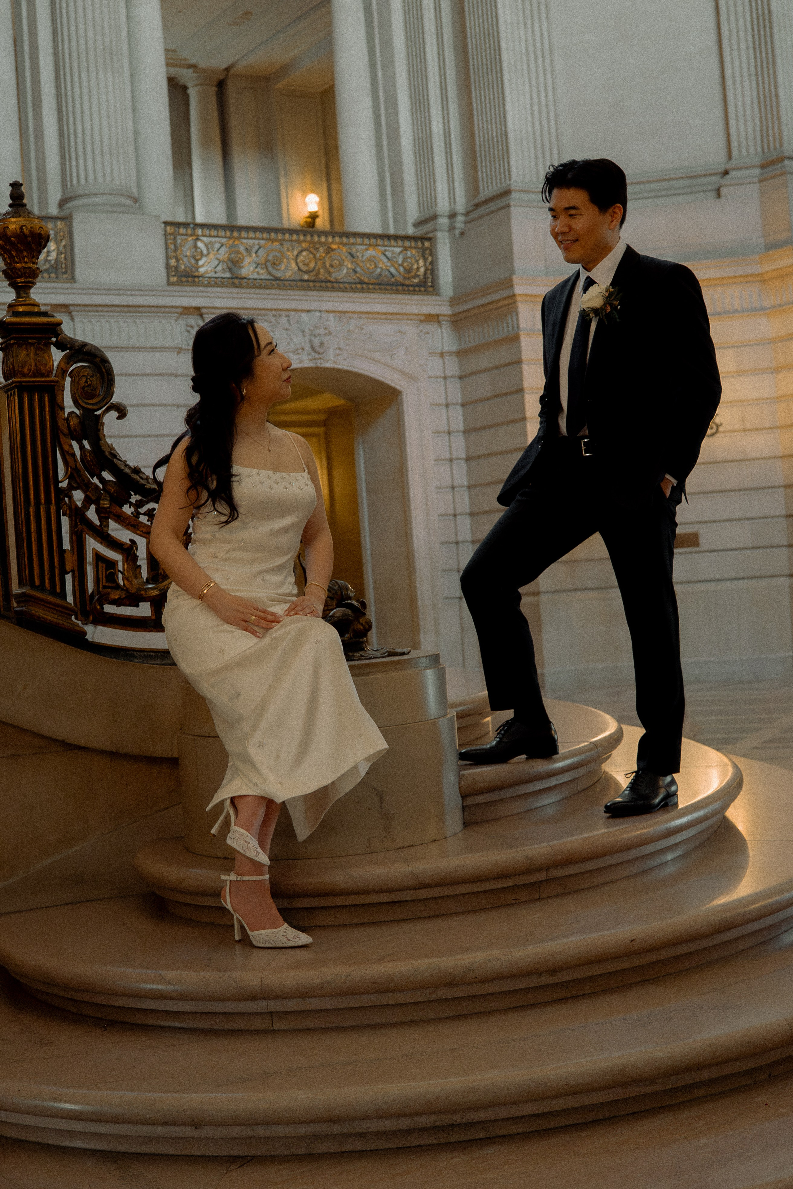 Elopement | City Hall. Sacramento & Bay Area Candid Photographer | photography_of.nadia