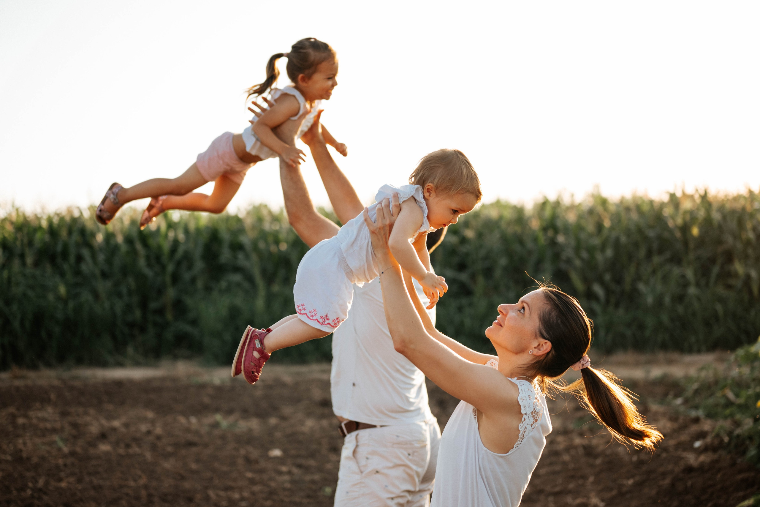 Višnja, Iskra, Maja i Stevan - porodično fotografisanje. Dečiji i porodični fotograf