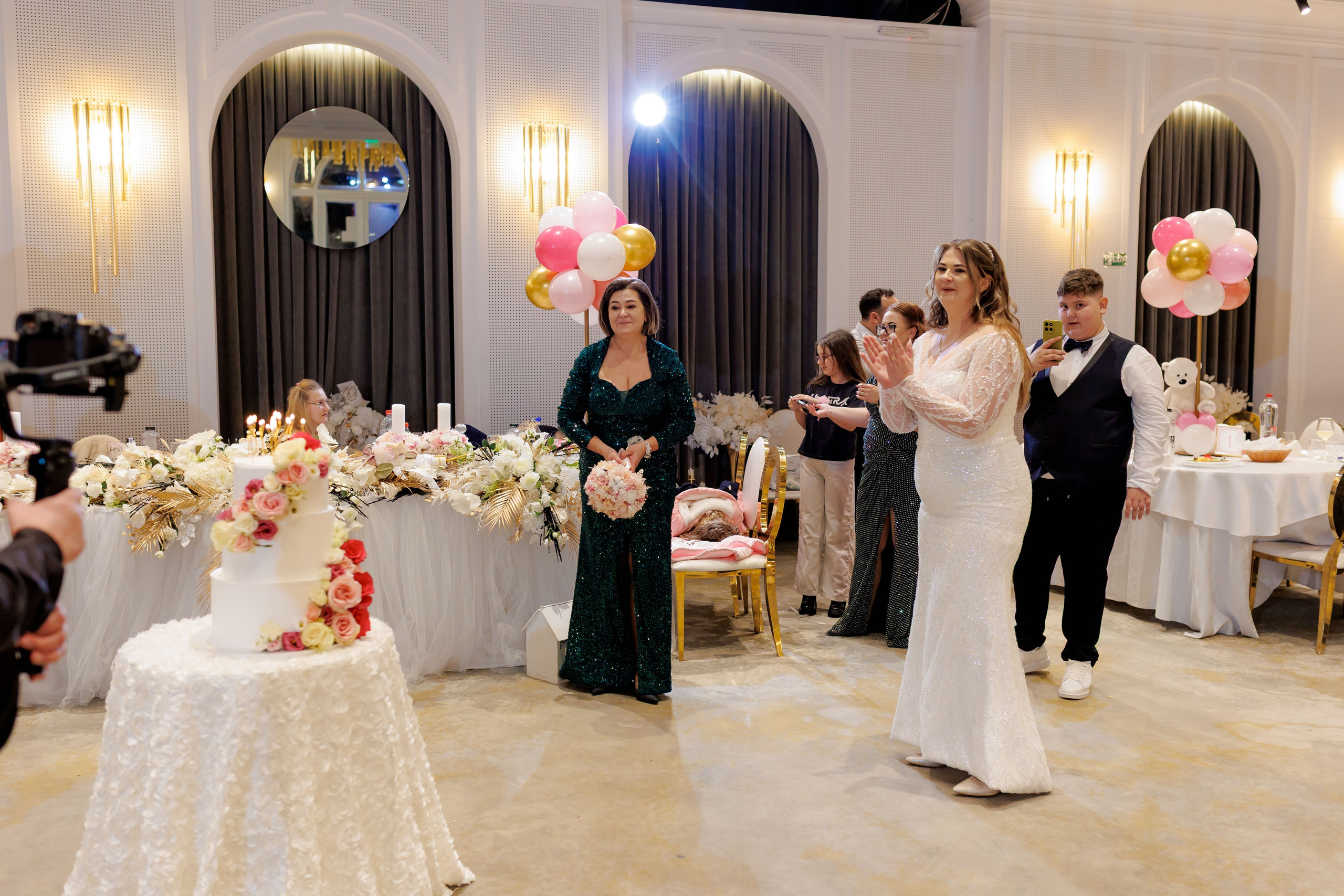 Povestea voastră, regizată de noi |Cristi Turculet Videograf Nuntă Suceava | wedding highlight. Servicii foto-video profesionale, pentru momente de neuitat