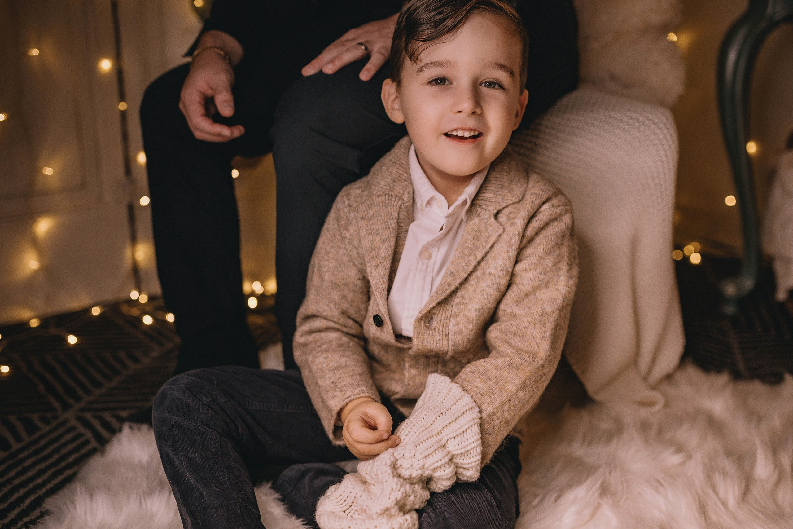 11.16.2025 Christmas Photoshoot. Wedding family event photographer in Chicago Nick Yushevich