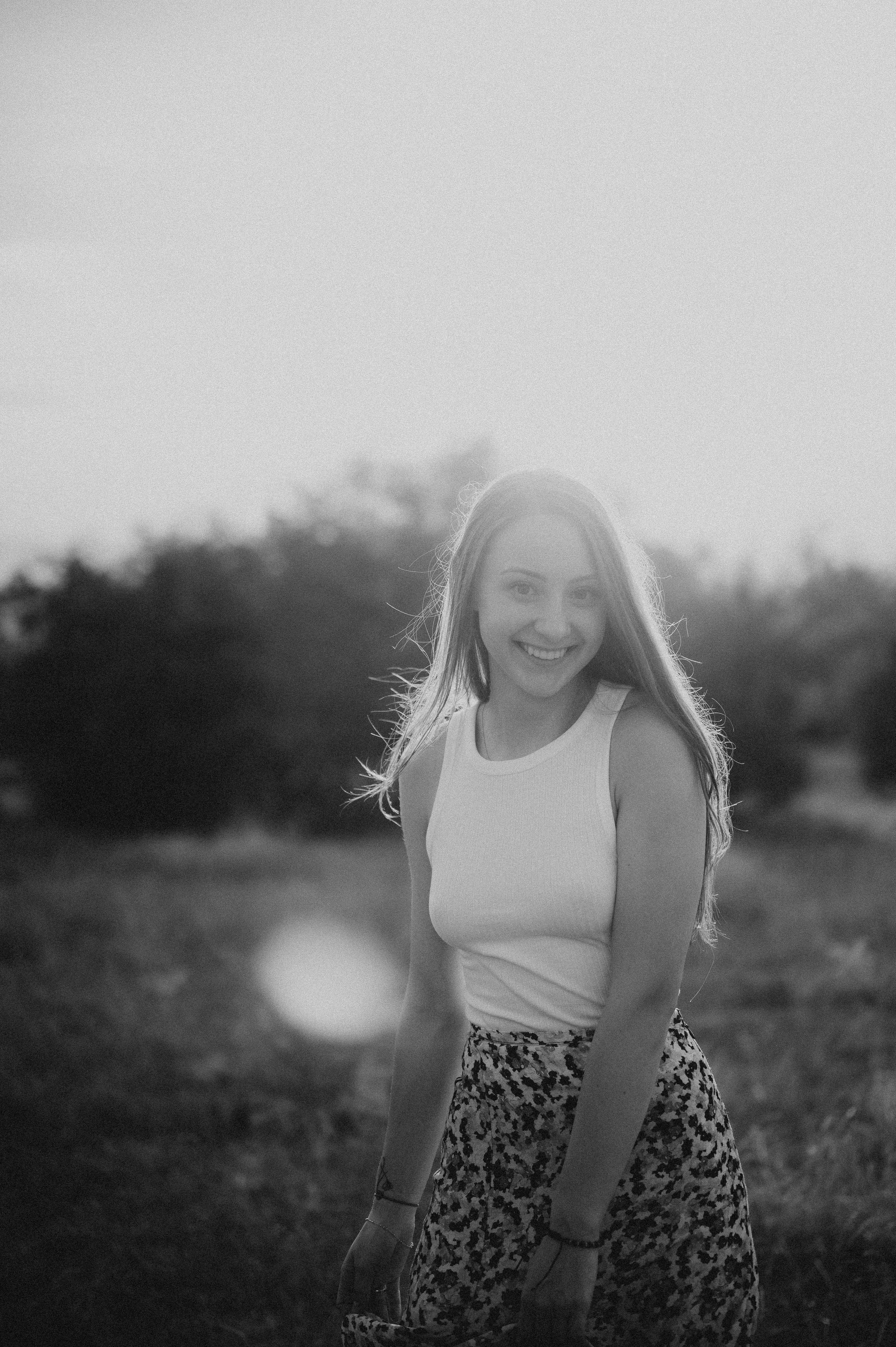 Sedinta foto in natura la apus. Proud Vision Weddings | Wedding Photography & Film — Servicii profesionale Foto Video Nunta Iasi