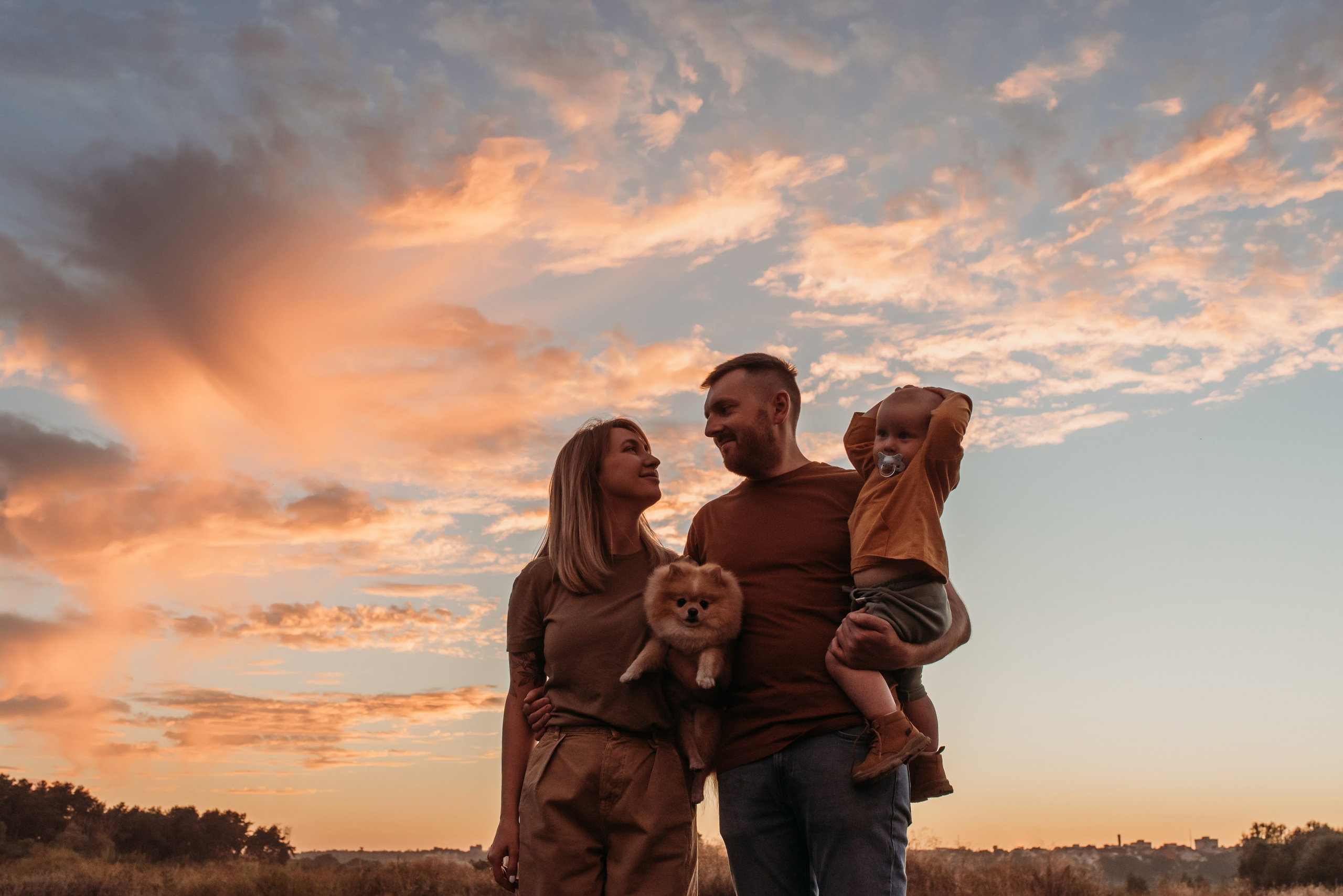 Was soll man für ein Fotoshooting anziehen? Ein kompletter Leitfaden. Familien- und Hochzeitsfotografin. Ich arbeite in Koblenz und Rheinlan