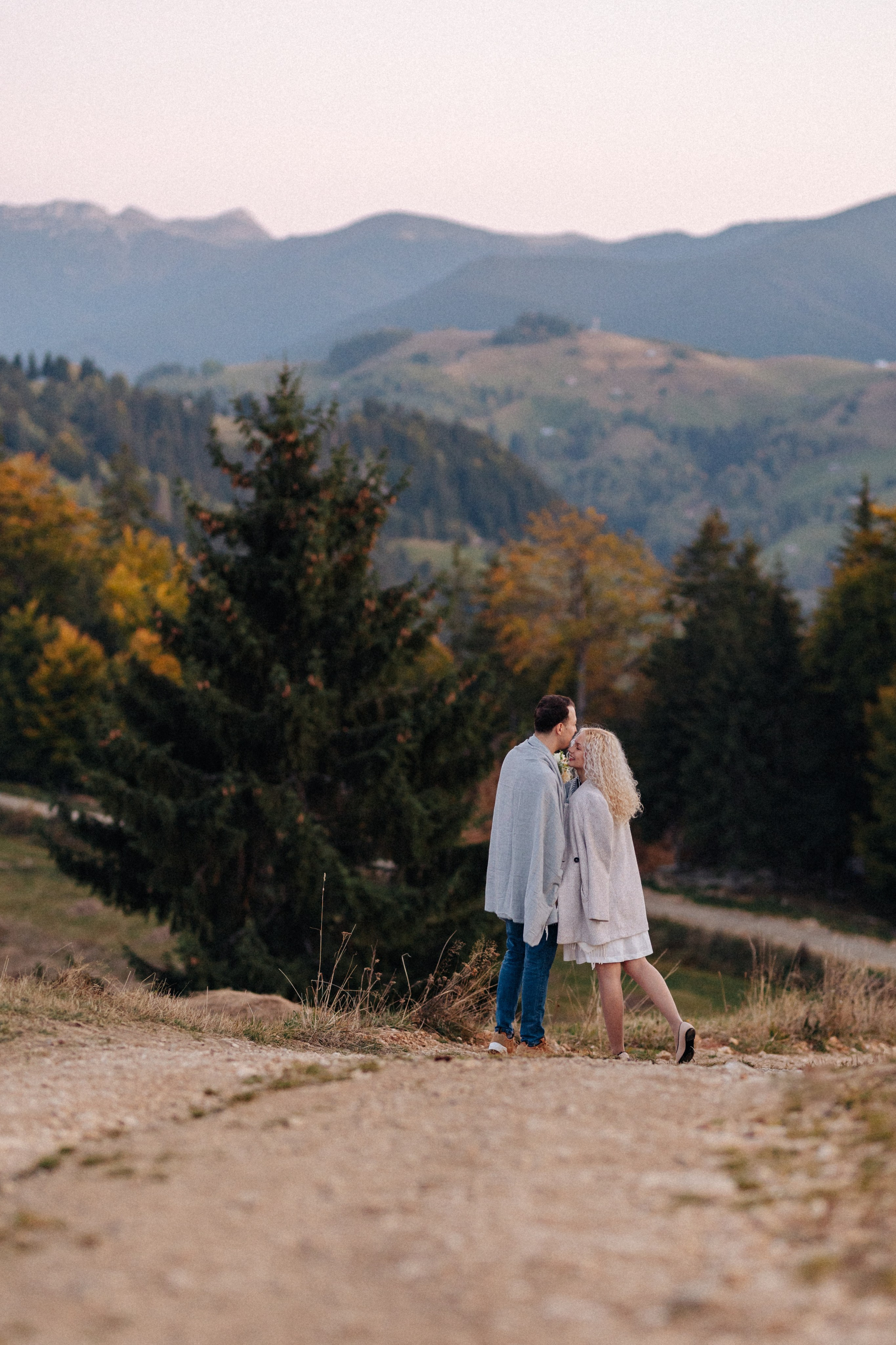 Sara și Sebastian. Cristina Andronache fotograf Brașov fotograf de familie fotograf de nunta Brașov