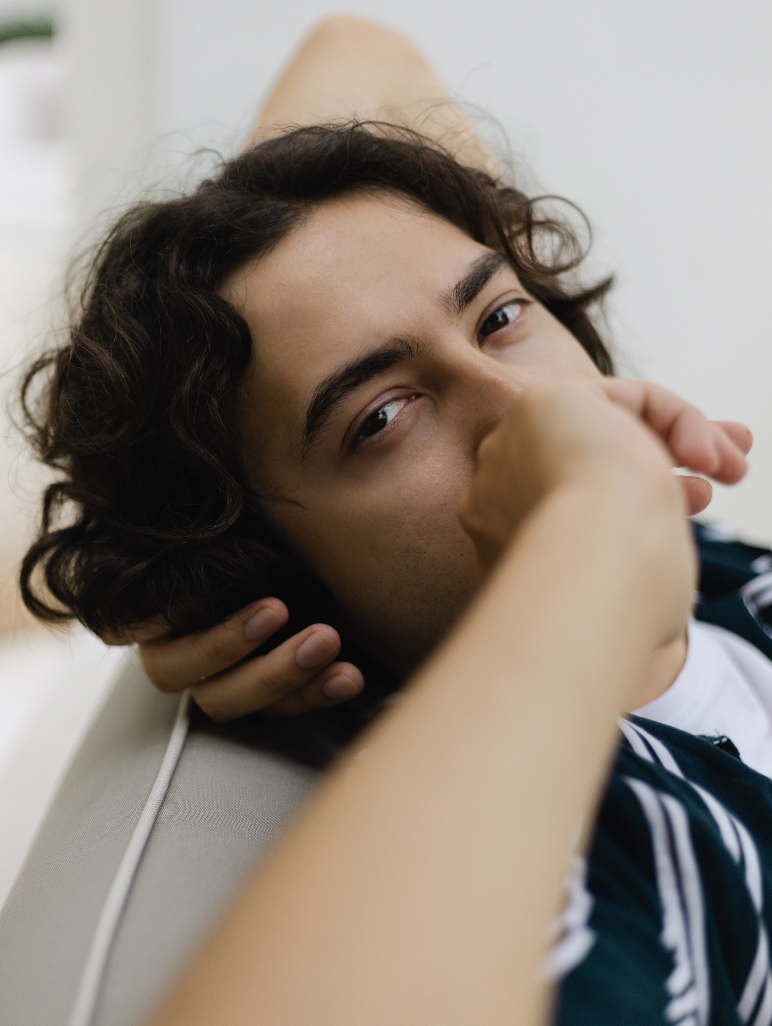 INDIVIDUAL MEN'S PHOTO SHOOT. HOME