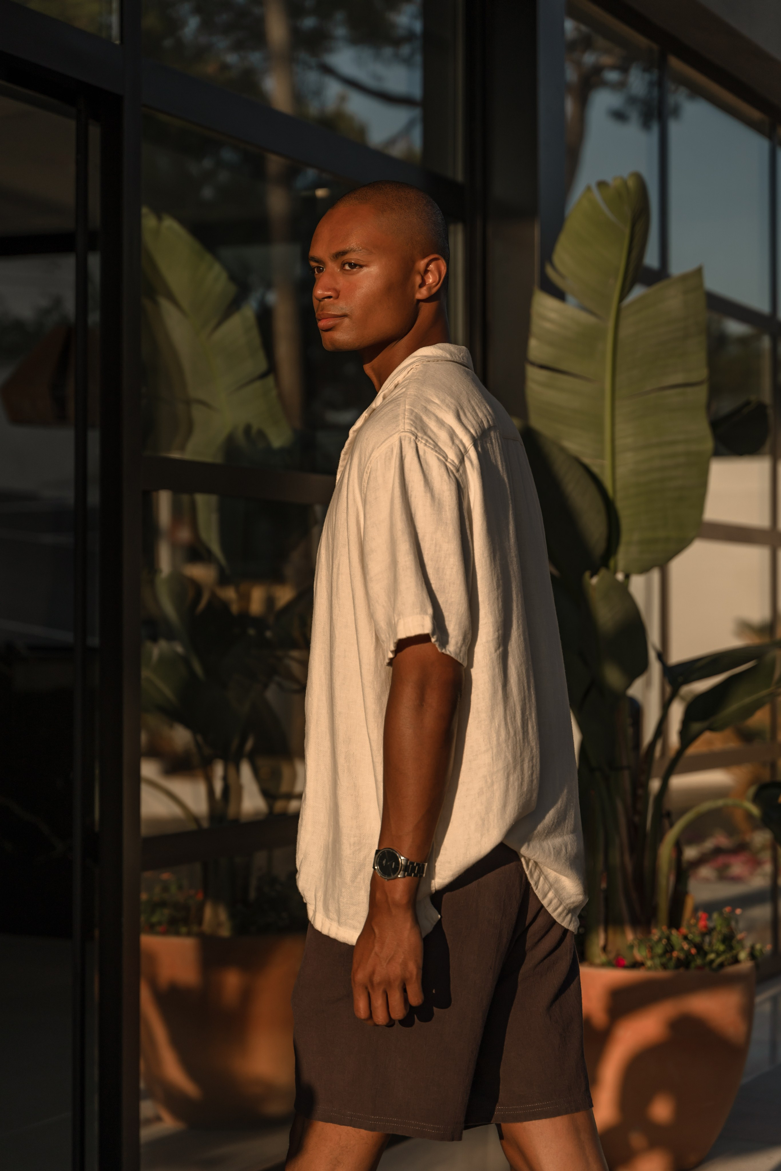 ~John~. Photo & Videos