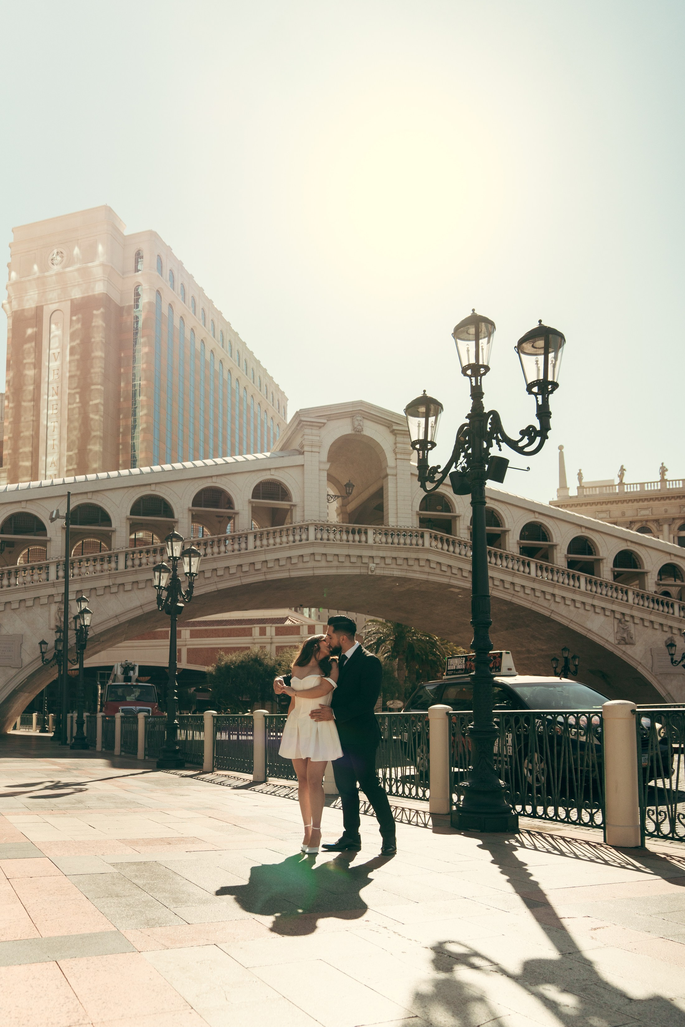 Kasandra&Viktor. Wedding & elopement photographer Viktoriya Kravtsov. Las Vegas