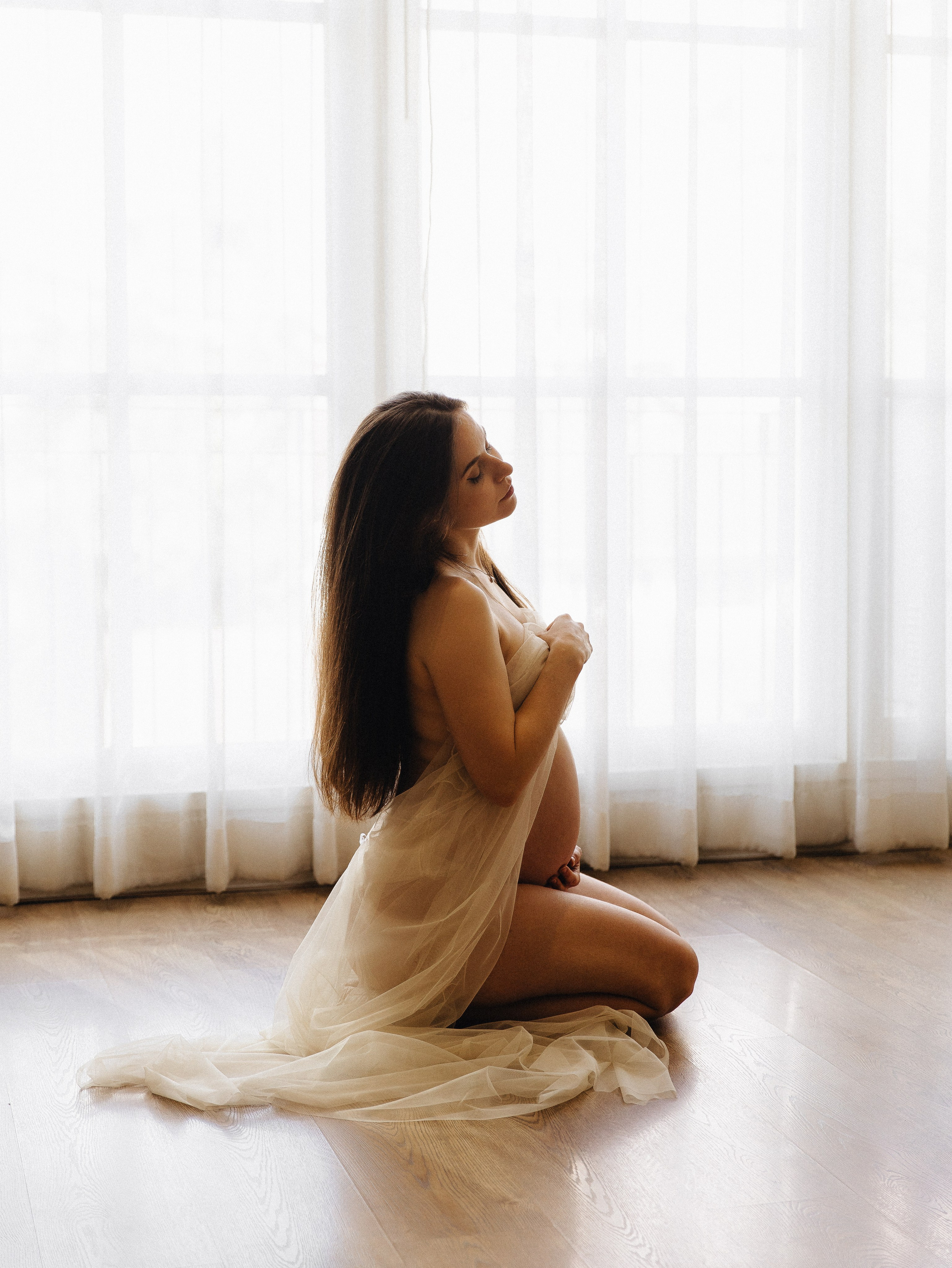 Family and wedding photographer in Bangkok, Thailand