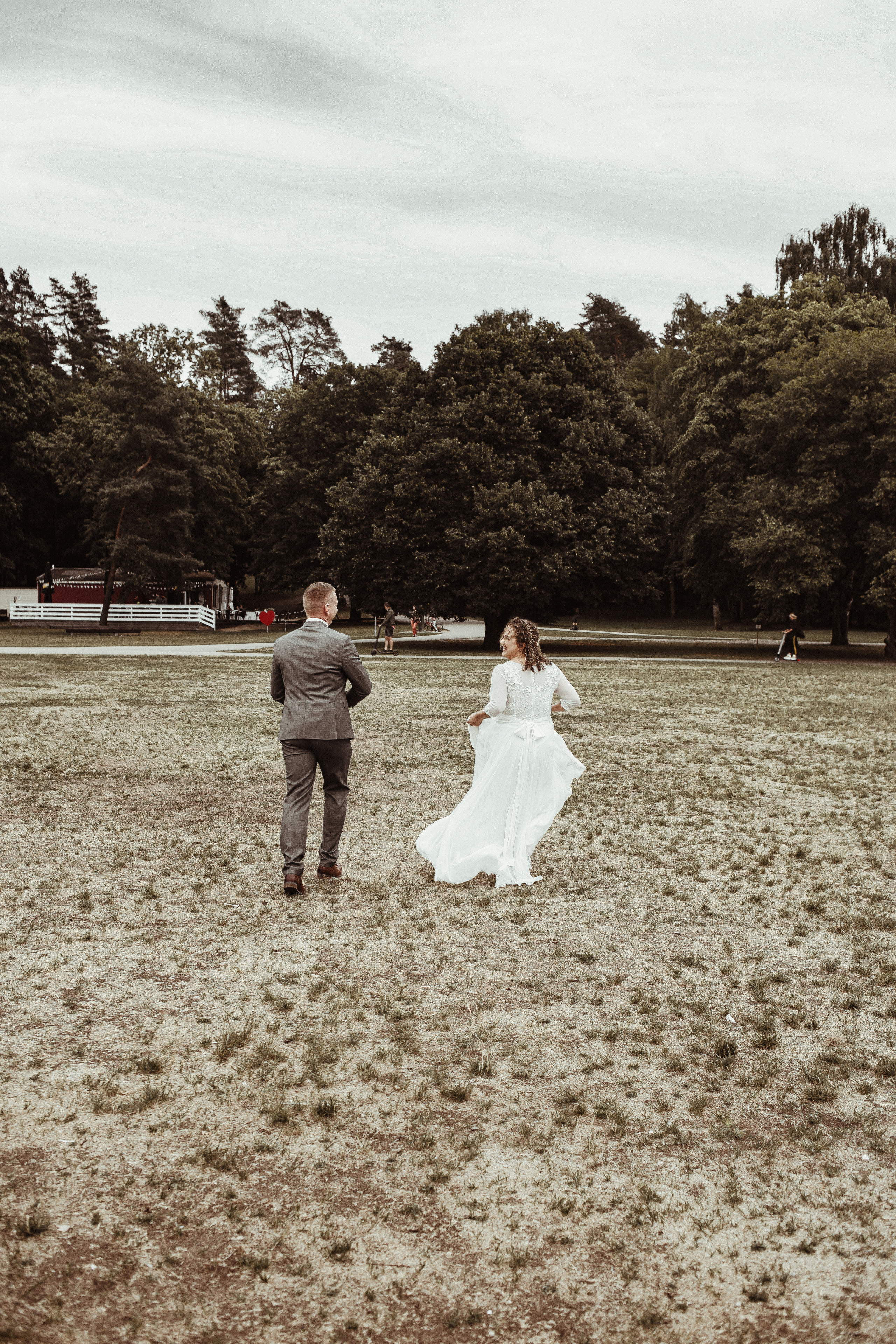 Ginte / Jevgenij. Wedding and family photographer in Lithuania — Yvanessa Gelvano