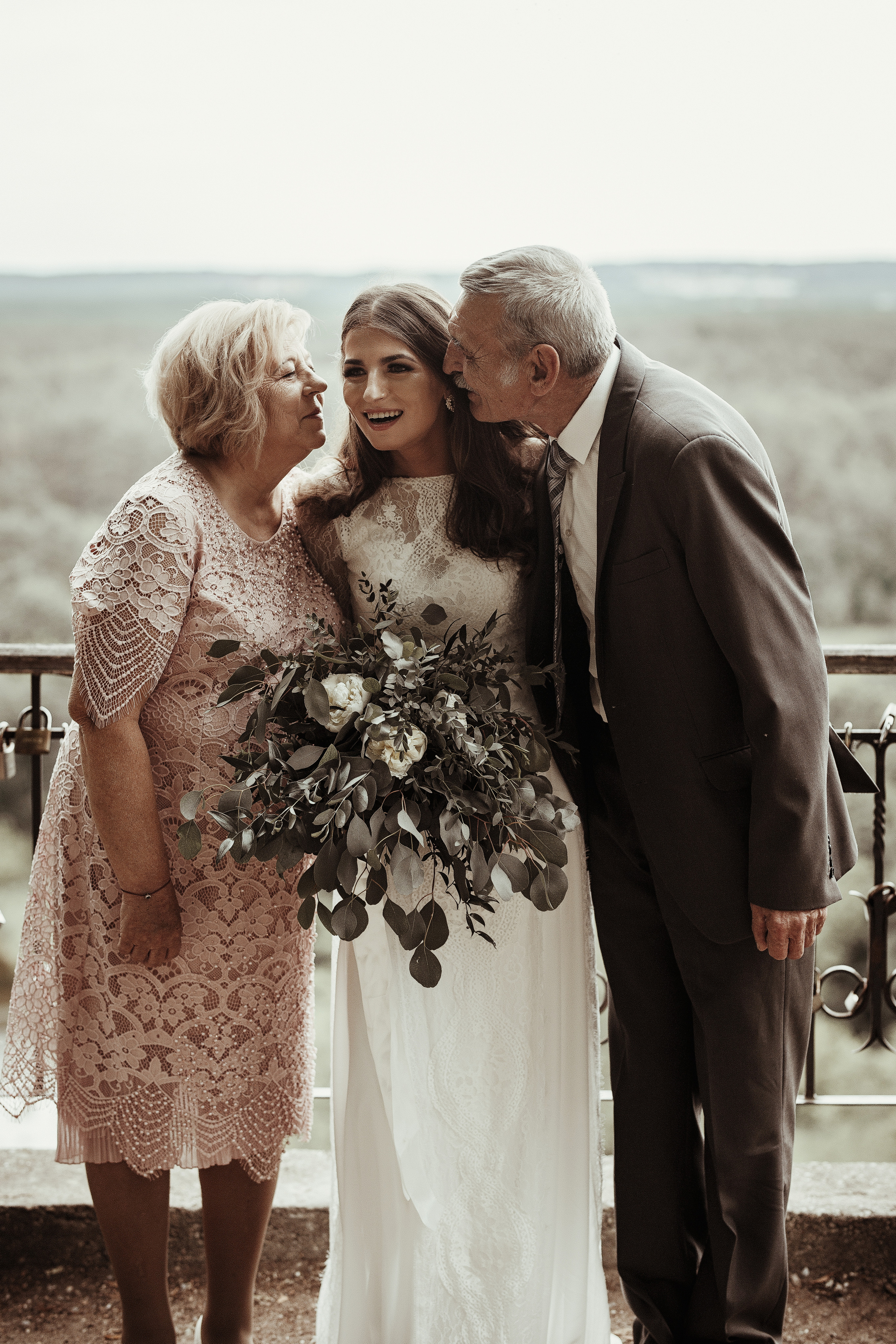 Dorota / Pavel. Wedding and family photographer in Lithuania — Yvanessa Gelvano