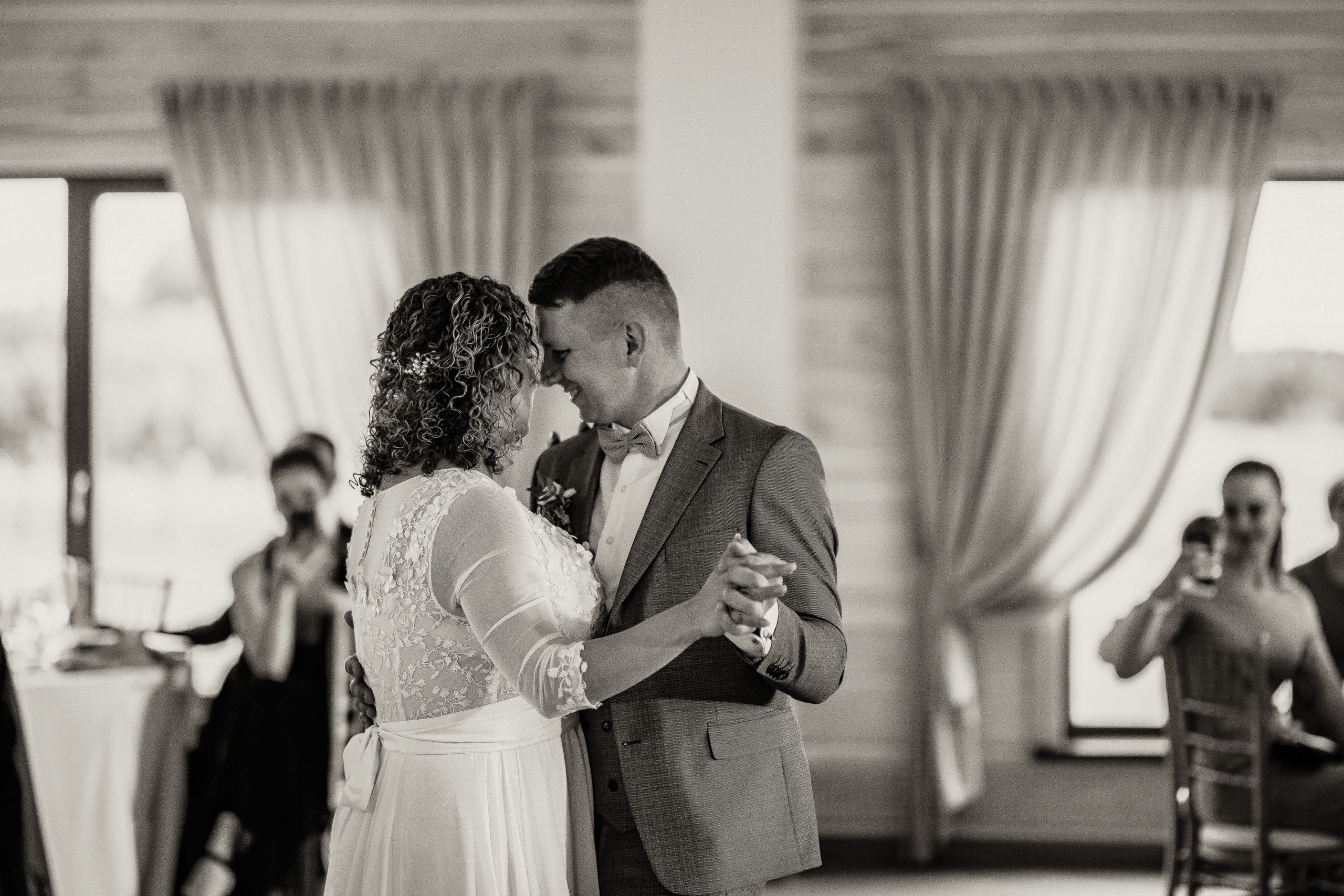 Ginte / Jevgenij. Wedding and family photographer in Lithuania — Yvanessa Gelvano