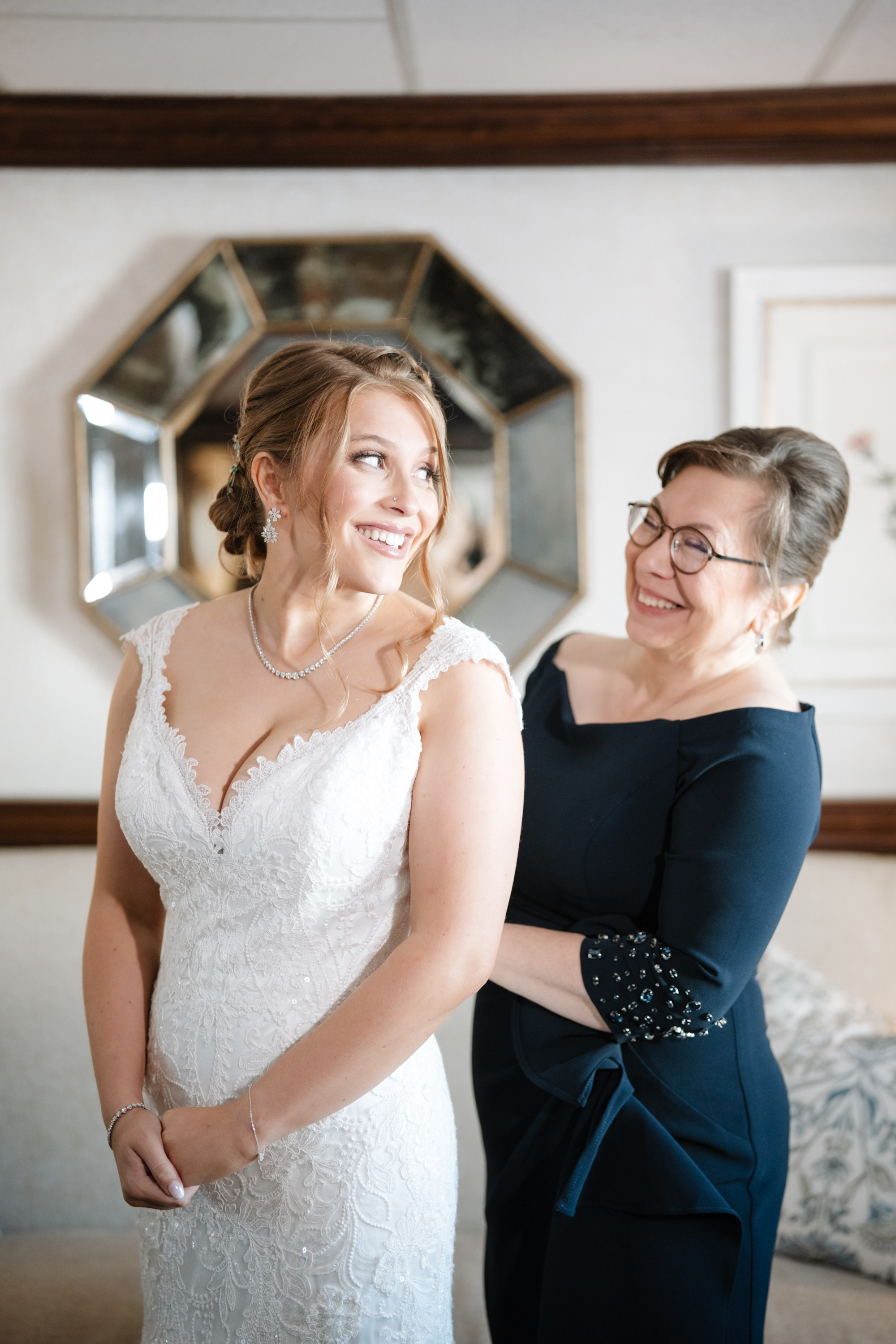 Oct 2025- Hanna and Johnathan’s wedding. Portrait and wedding photographer in New York