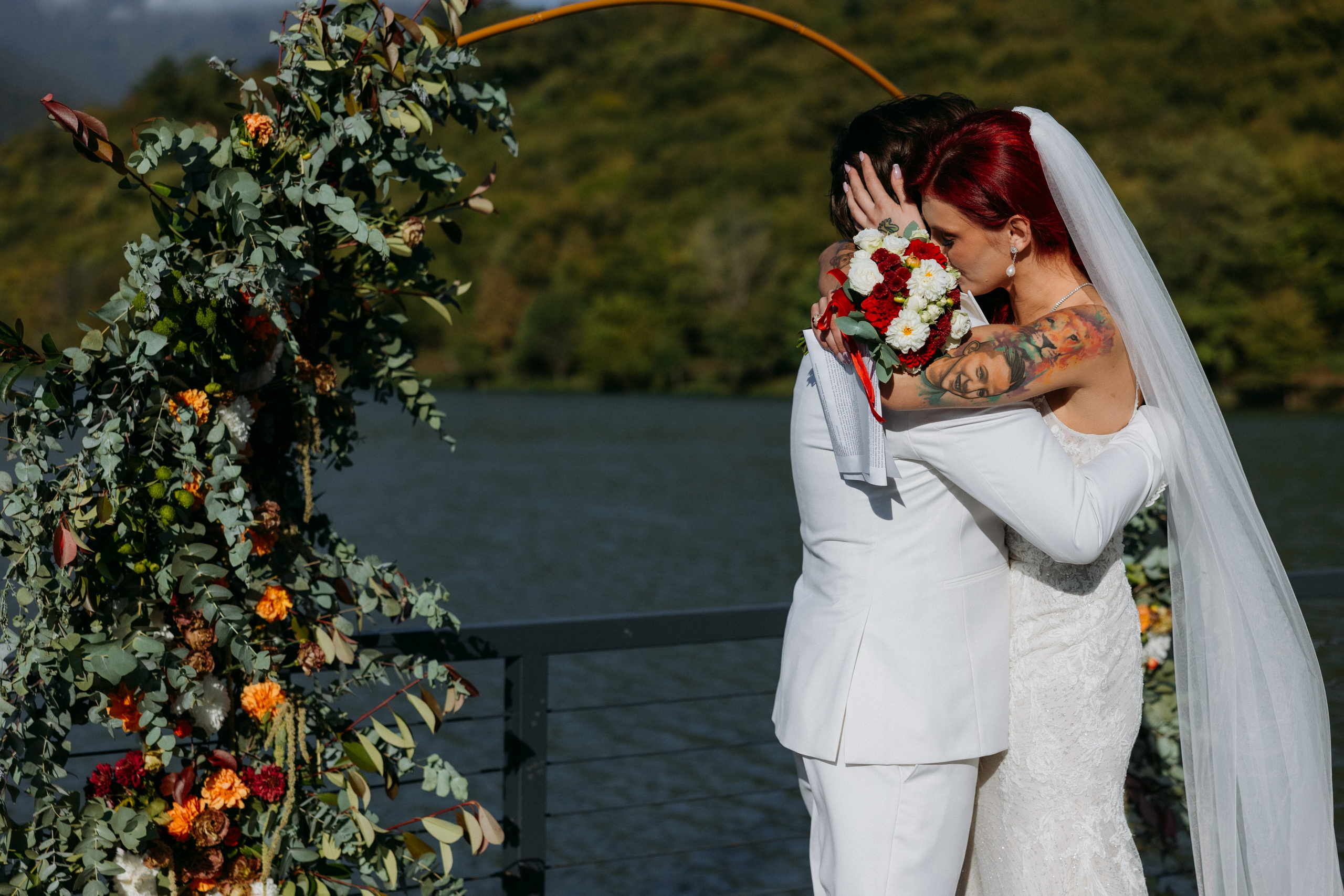 A dreamy wedding on Kvareli lake. Wedding photographer in Tbilisi Ioseb Mamniashvili