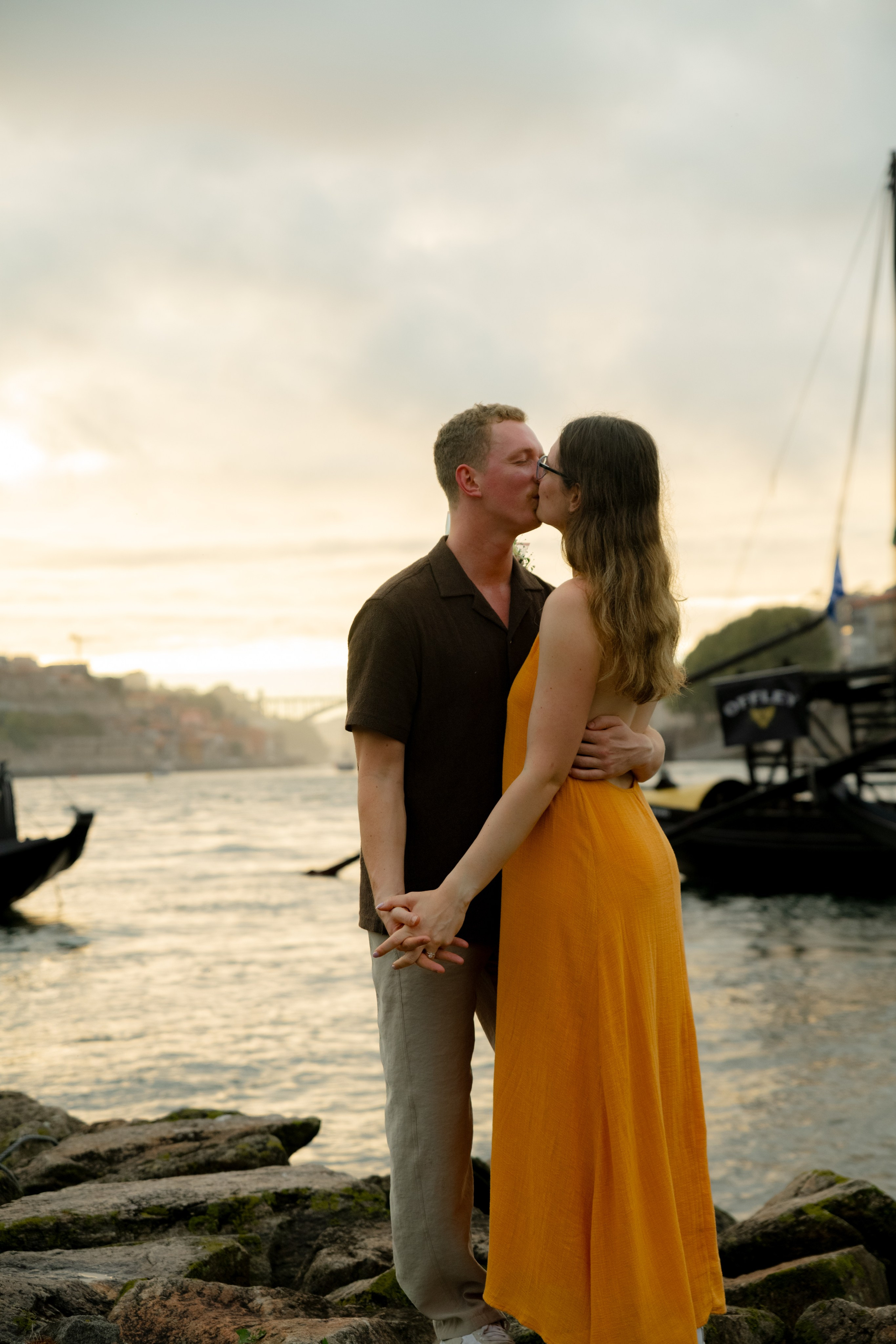 STEPHANIE and MICHAEL. Porto. Anastasiia Antoniuk portrait, family and couple photographer, Portugal