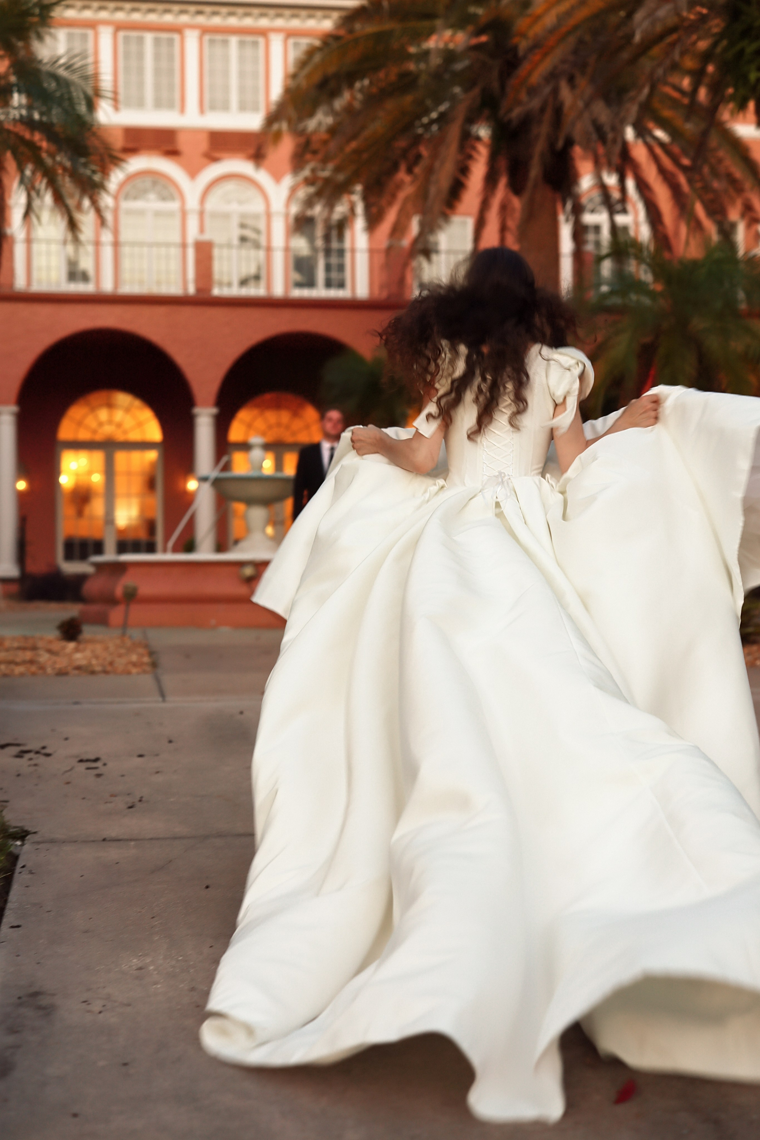 Venice, Florida Elopement. Wedding and family photographer Olga Belianskaia