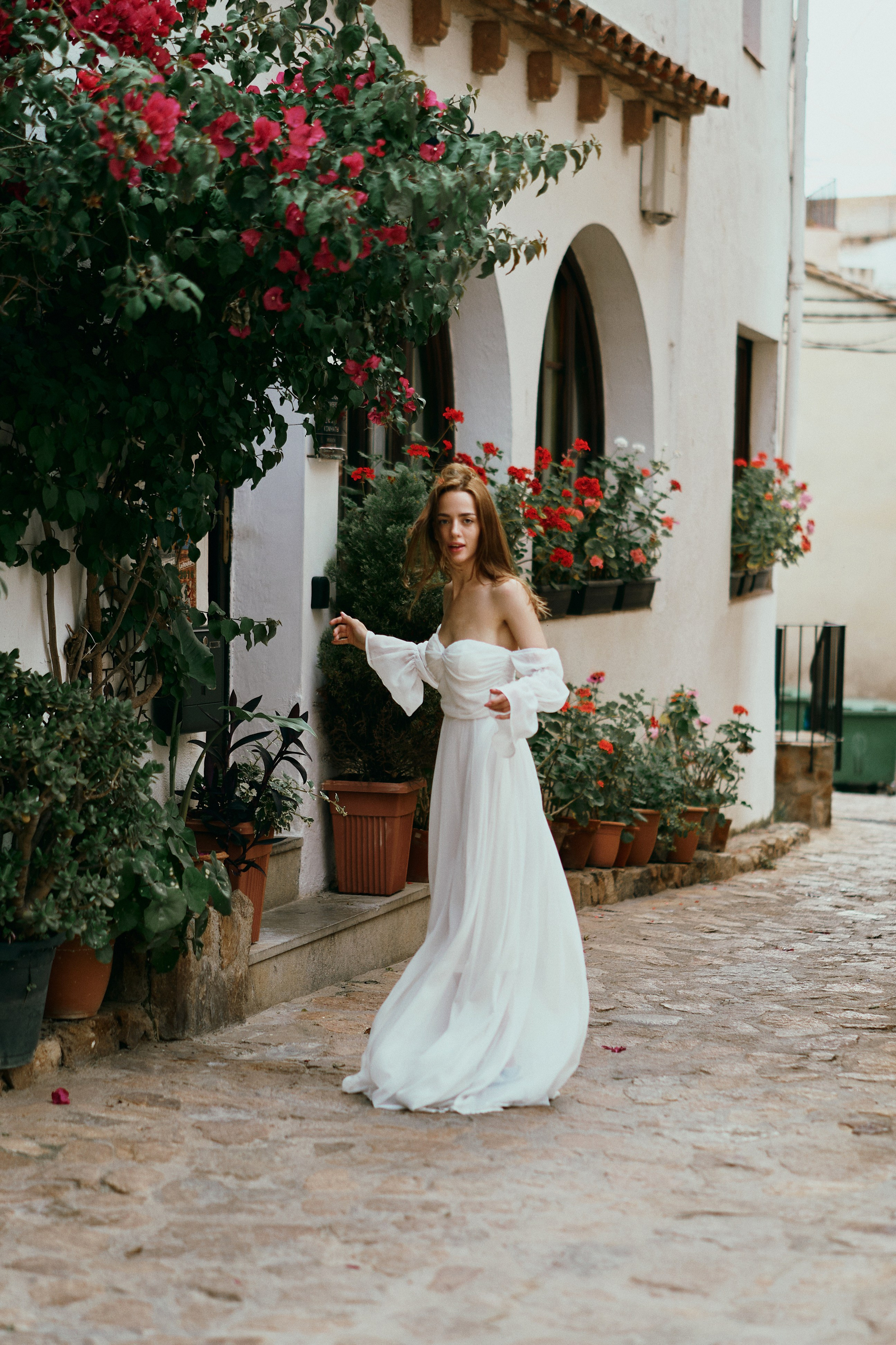 The runaway bride. Photographer in Barcelona Spain Zhanna Zakharchenko
