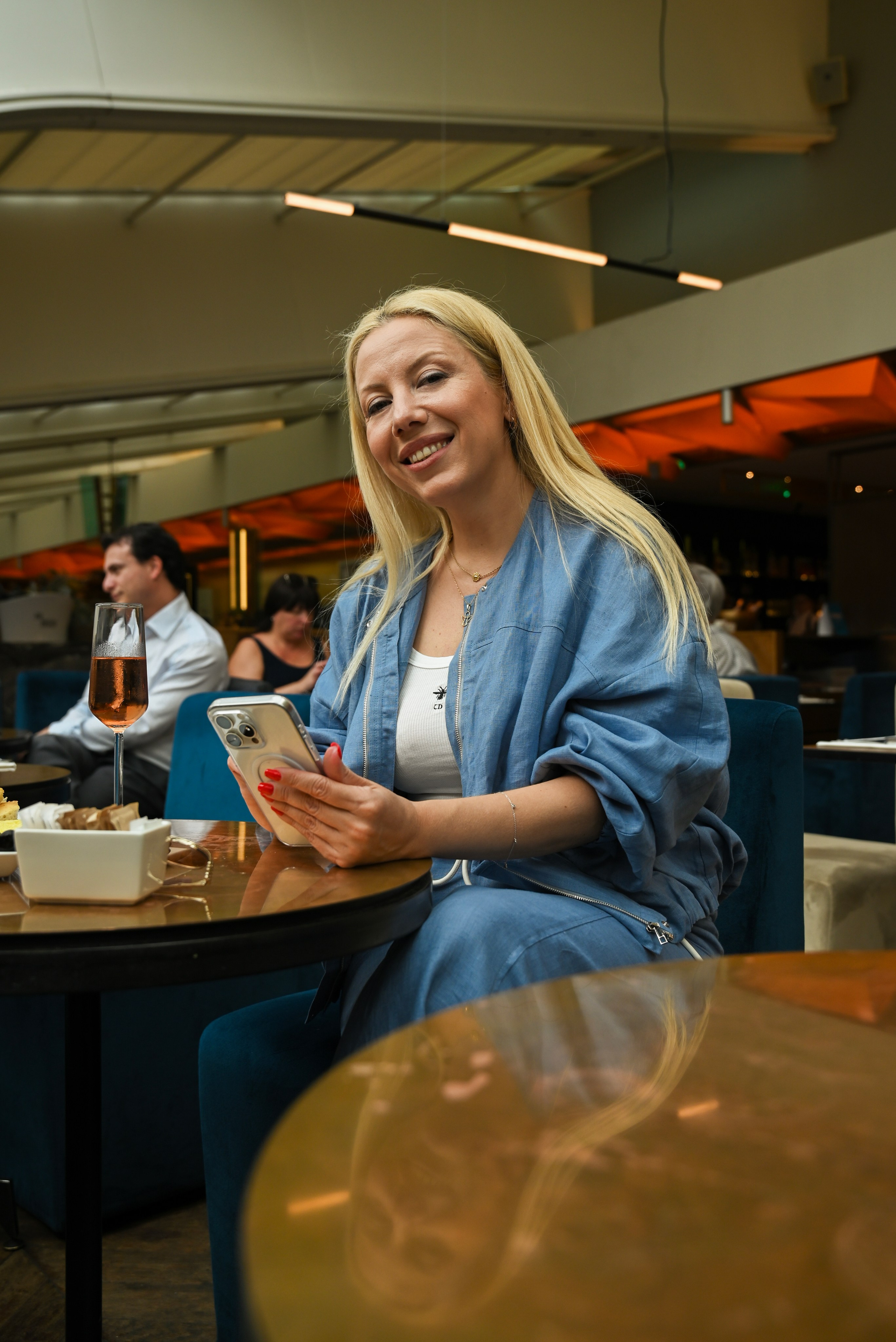 Walking in the center of Milan