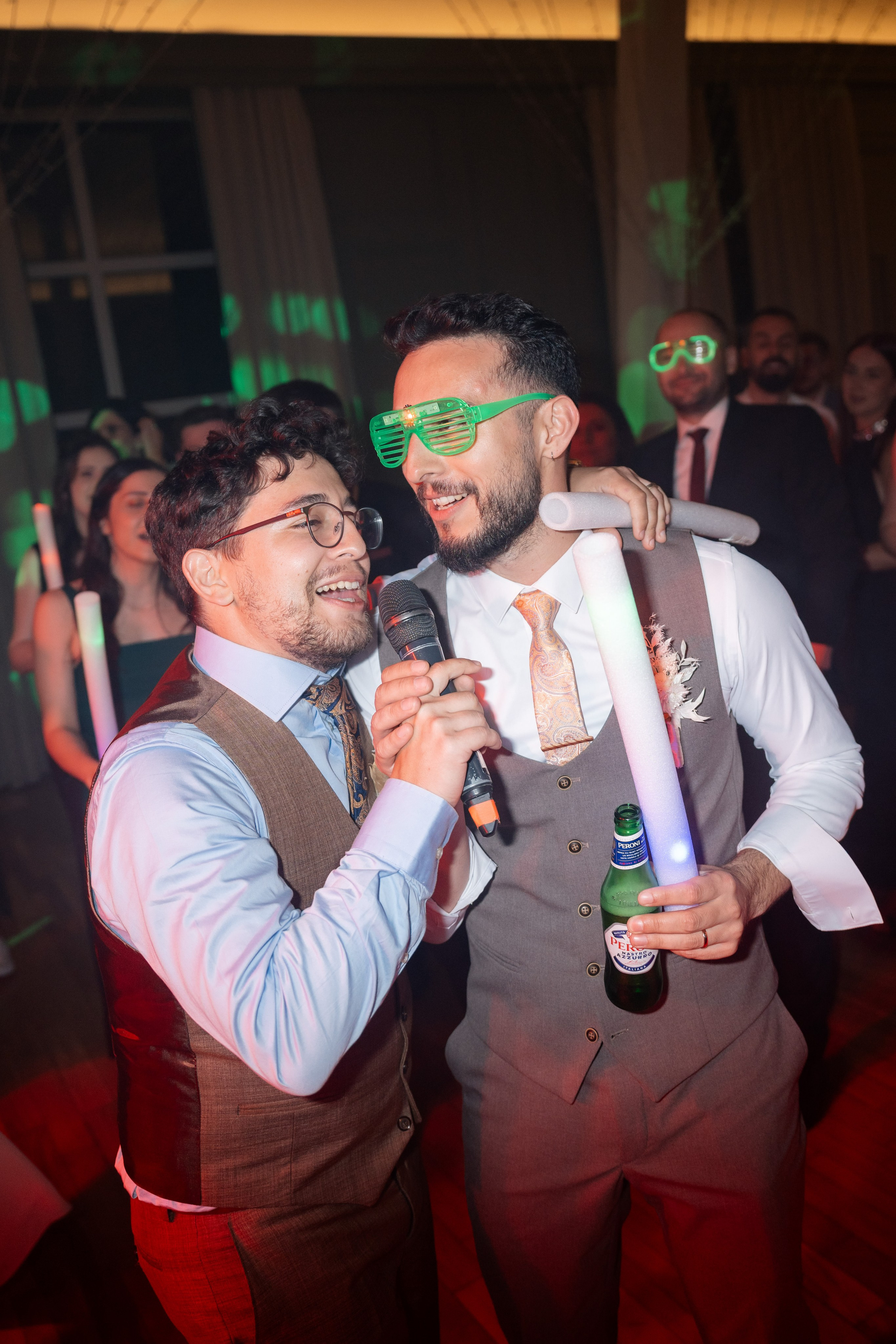 Octavia & Theo. Destination Wedding Photographer Alex Pasarelu