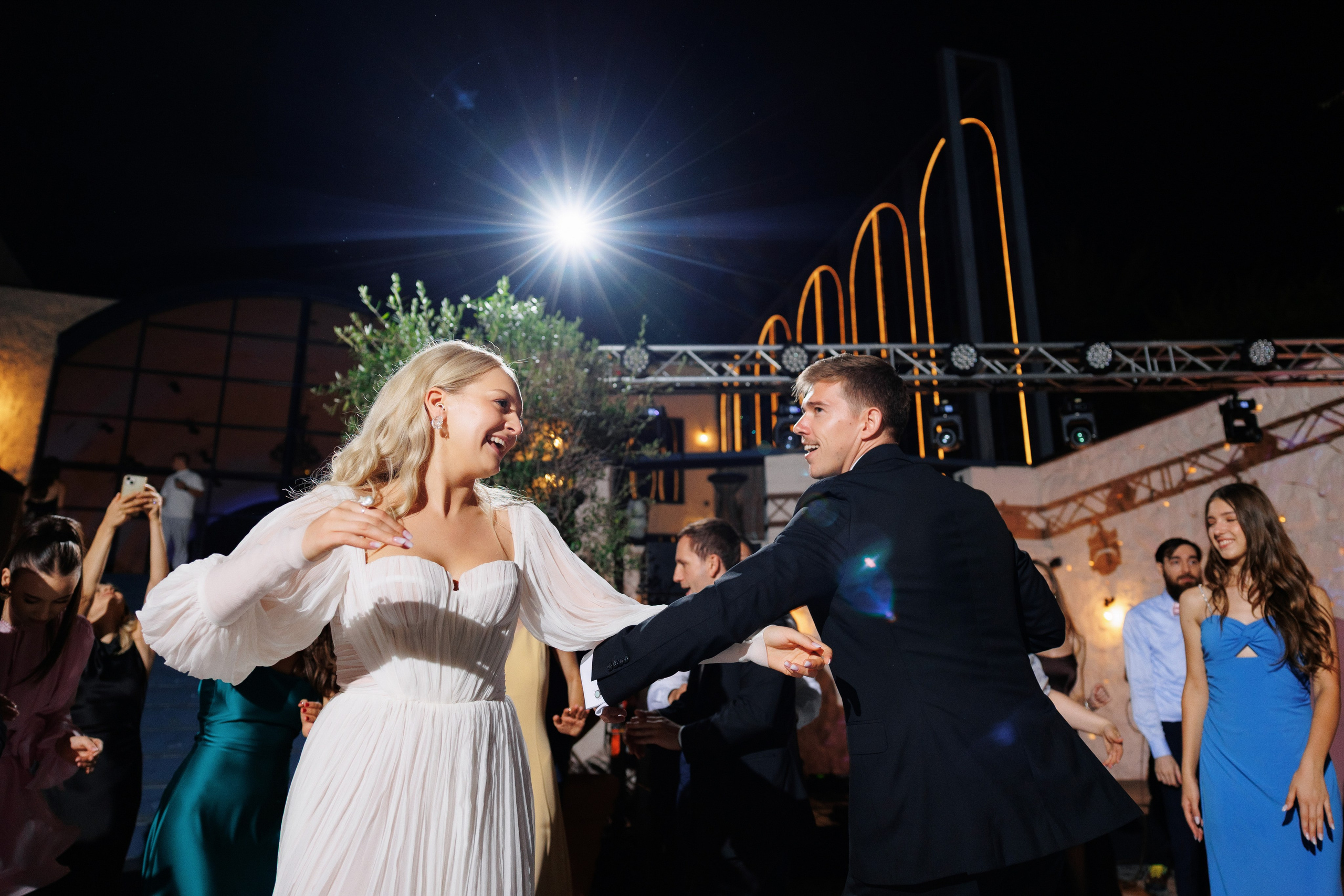 Dragoste povestită de noi. Servicii Foto Video în Chișinău și Europa ID-Brothers