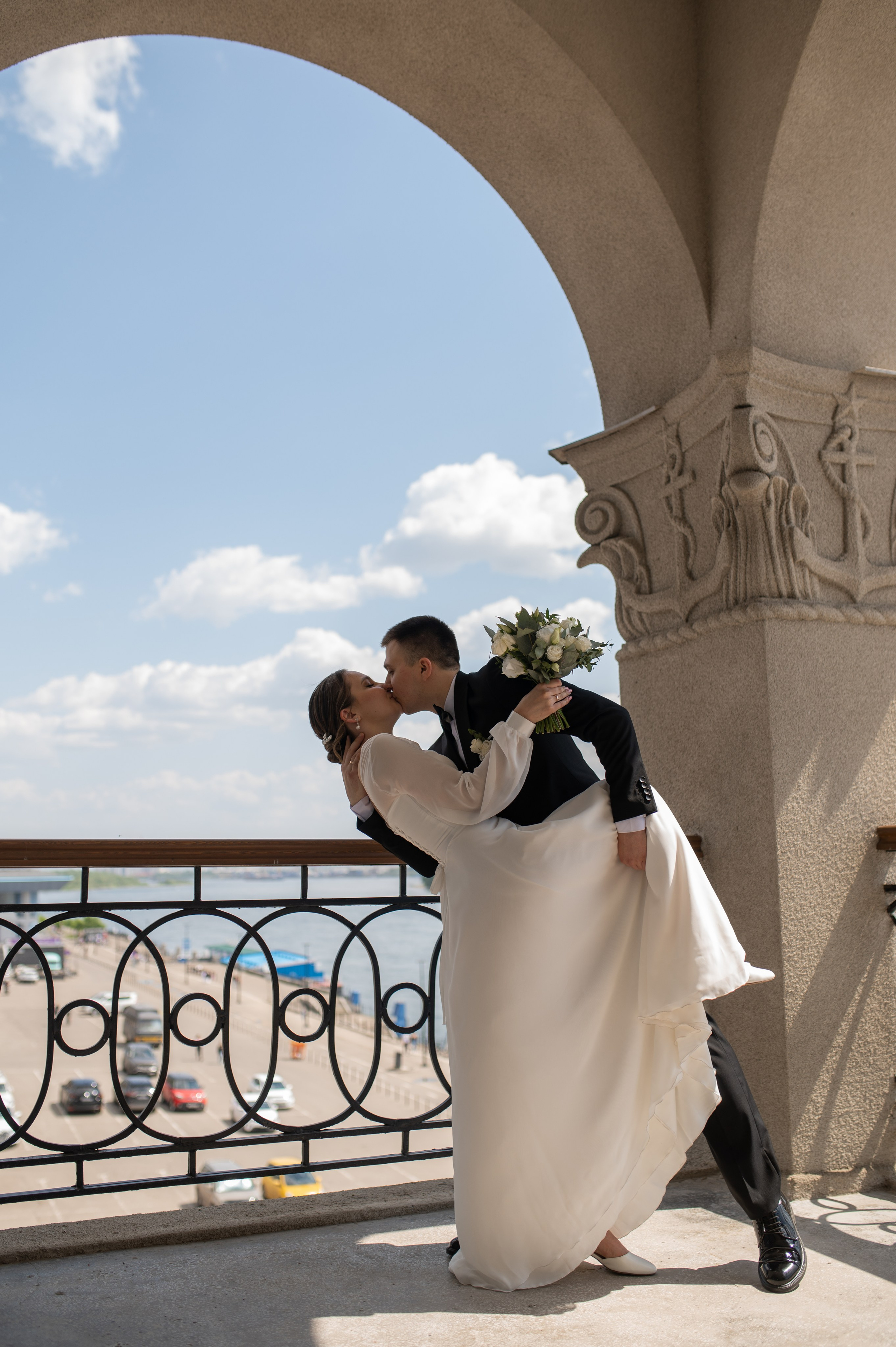 Smile. Wedding and commercial photographer