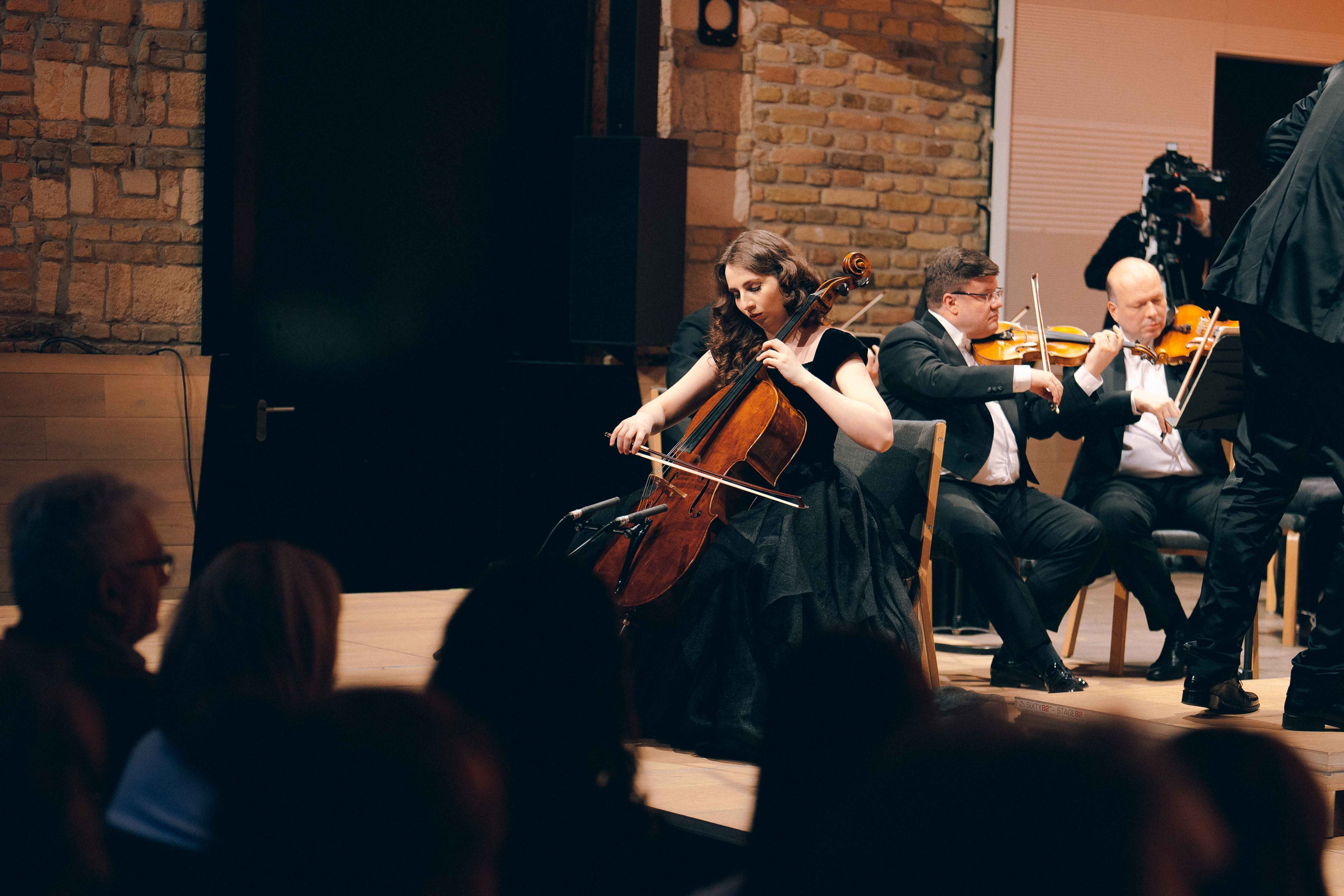 BUDAPEST MUSIC CENTER. Wedding&Event photographer Ismail Rzayev in Baku