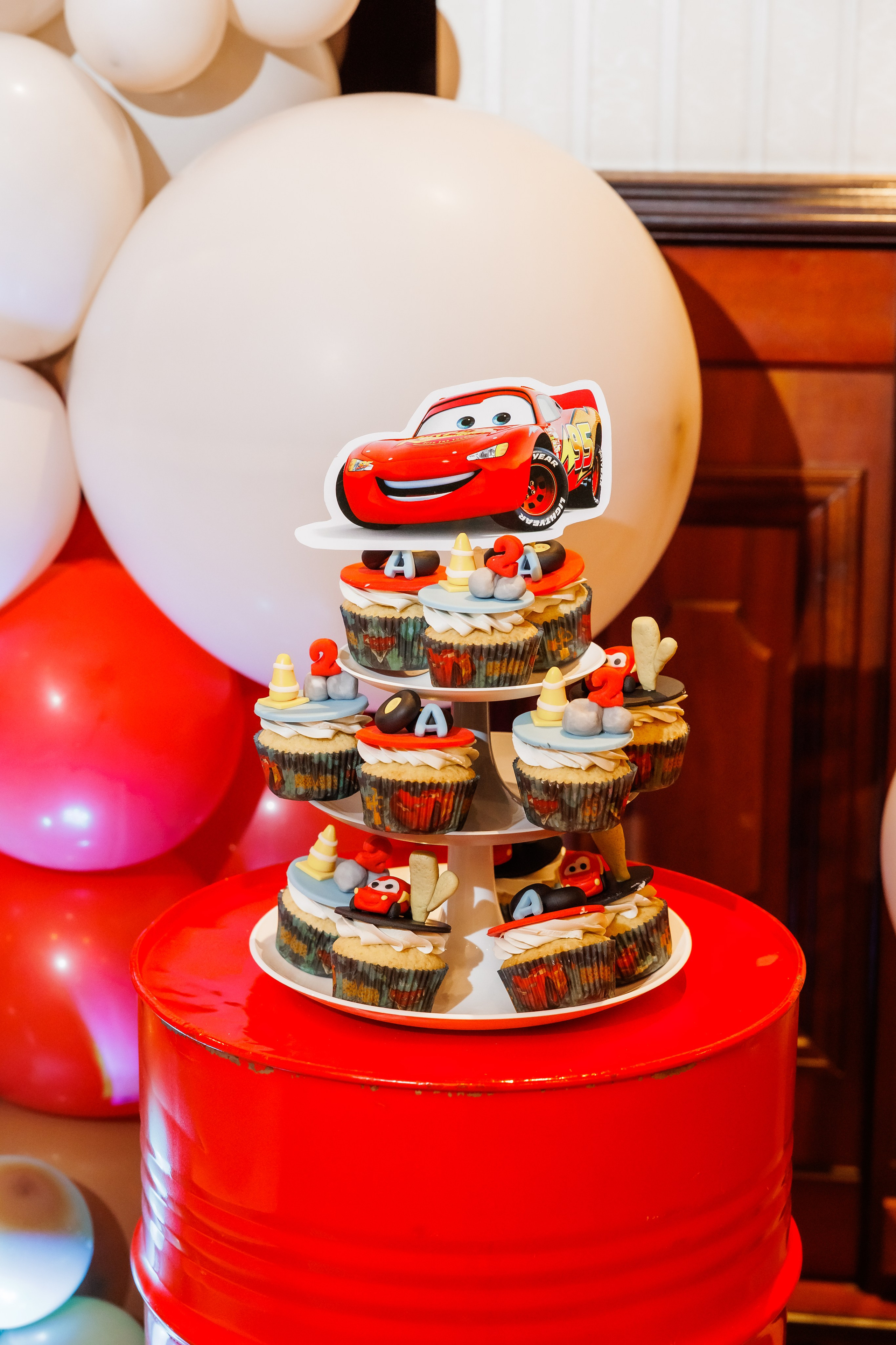 Честит Рожден Ден. Фотограф Ирина Йотова