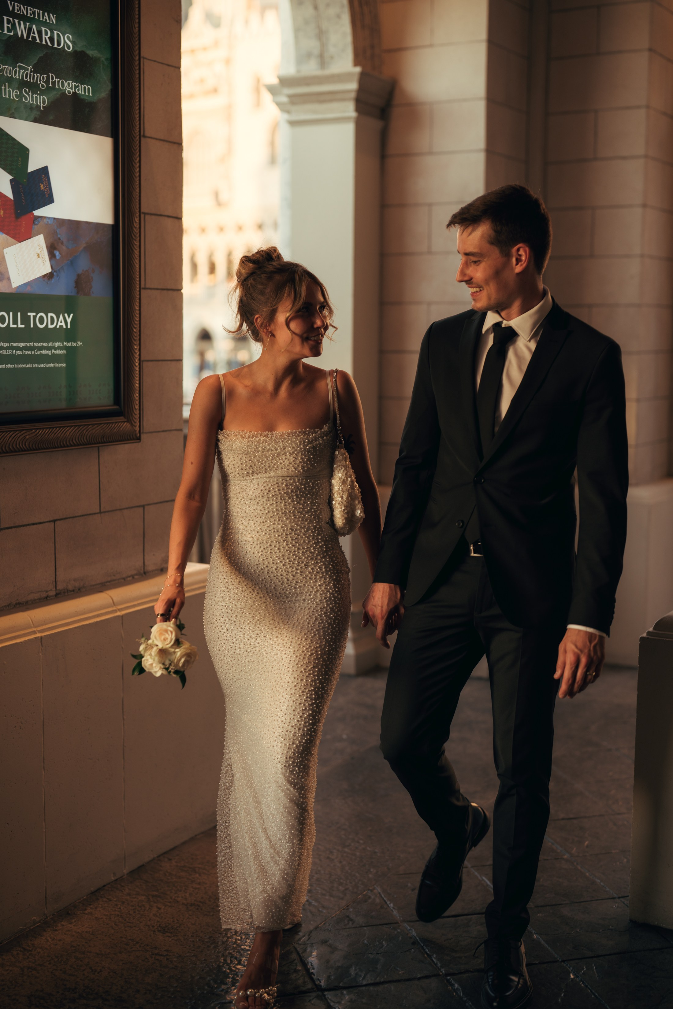 Eva&Jonny. Wedding & elopement photographer Viktoriya Kravtsov. Las Vegas