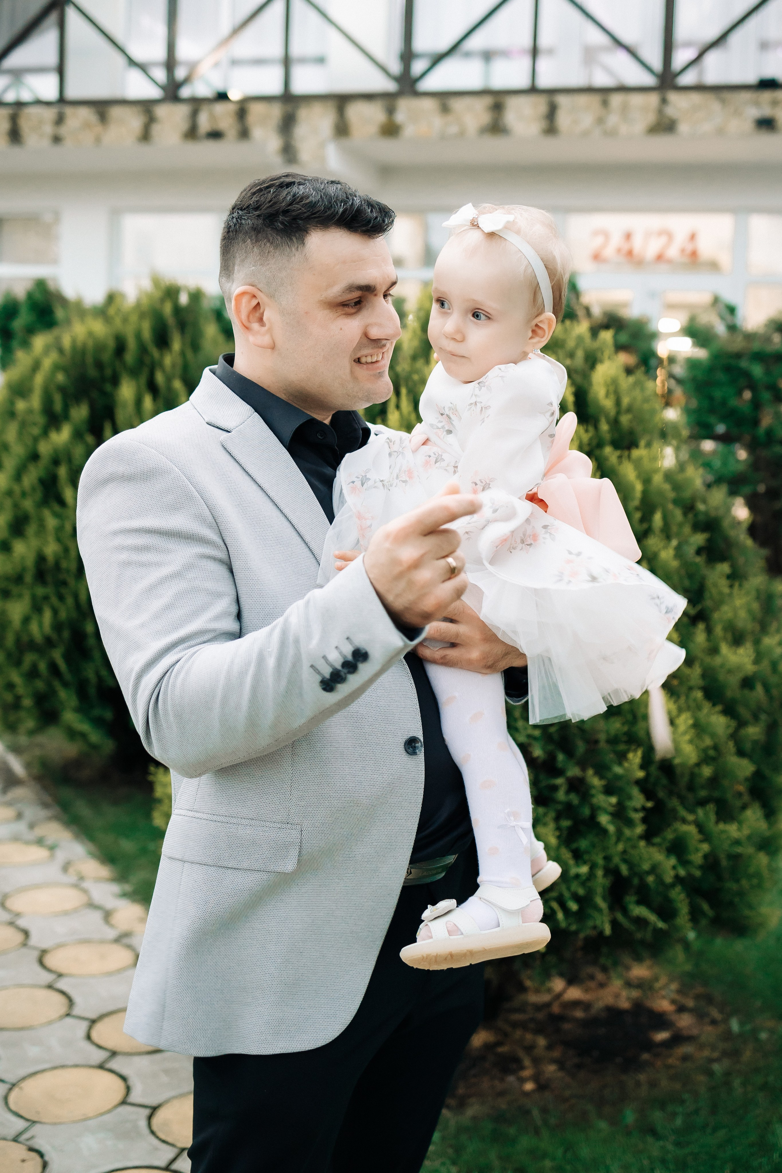 Marius & Amelia. Fotograful evenimentului tău