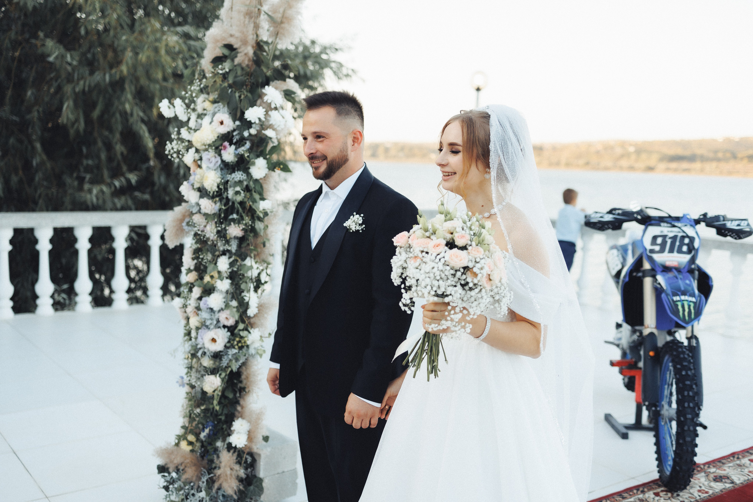 X & S. Fotograful evenimentului tău