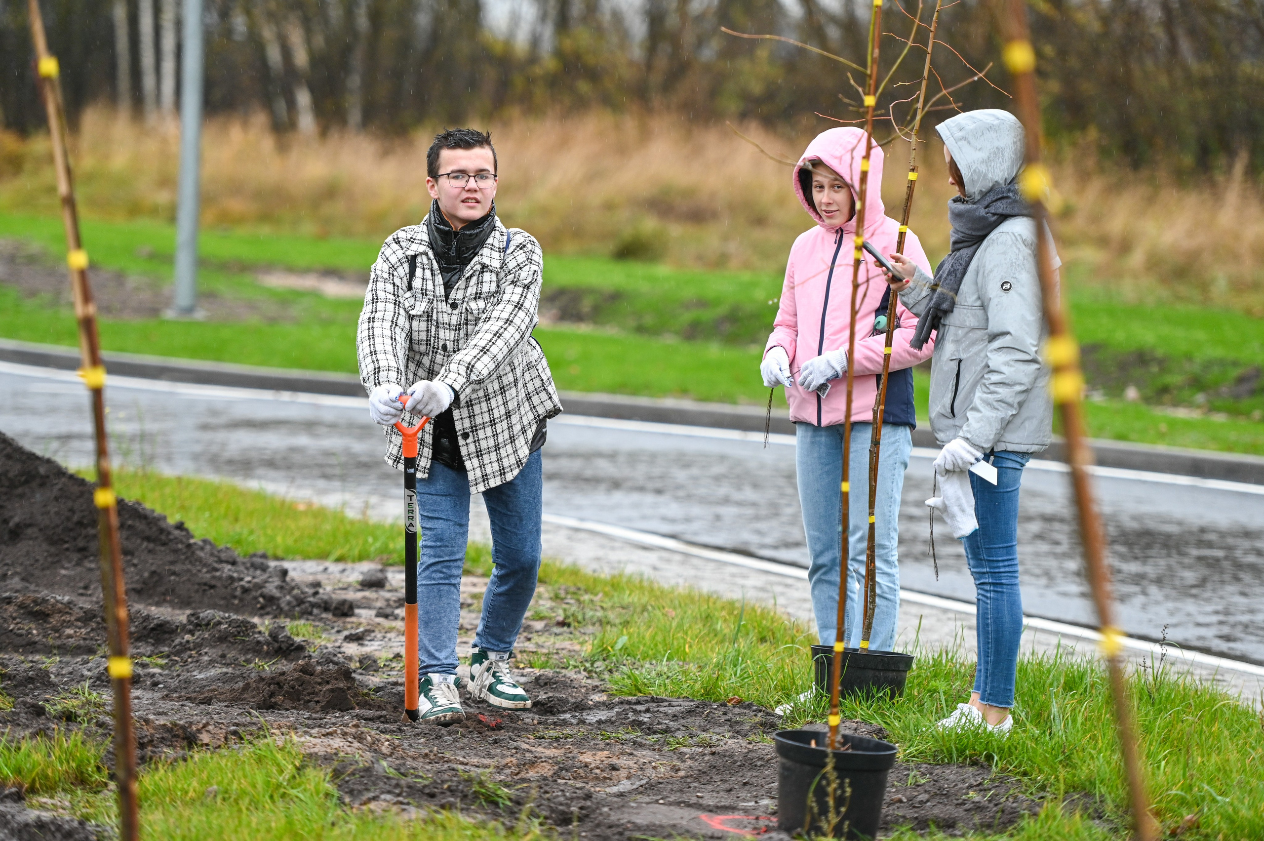 Koku stādīšana Rēzekne stacijas iela. Ritvars Pujats Emotion Photographer