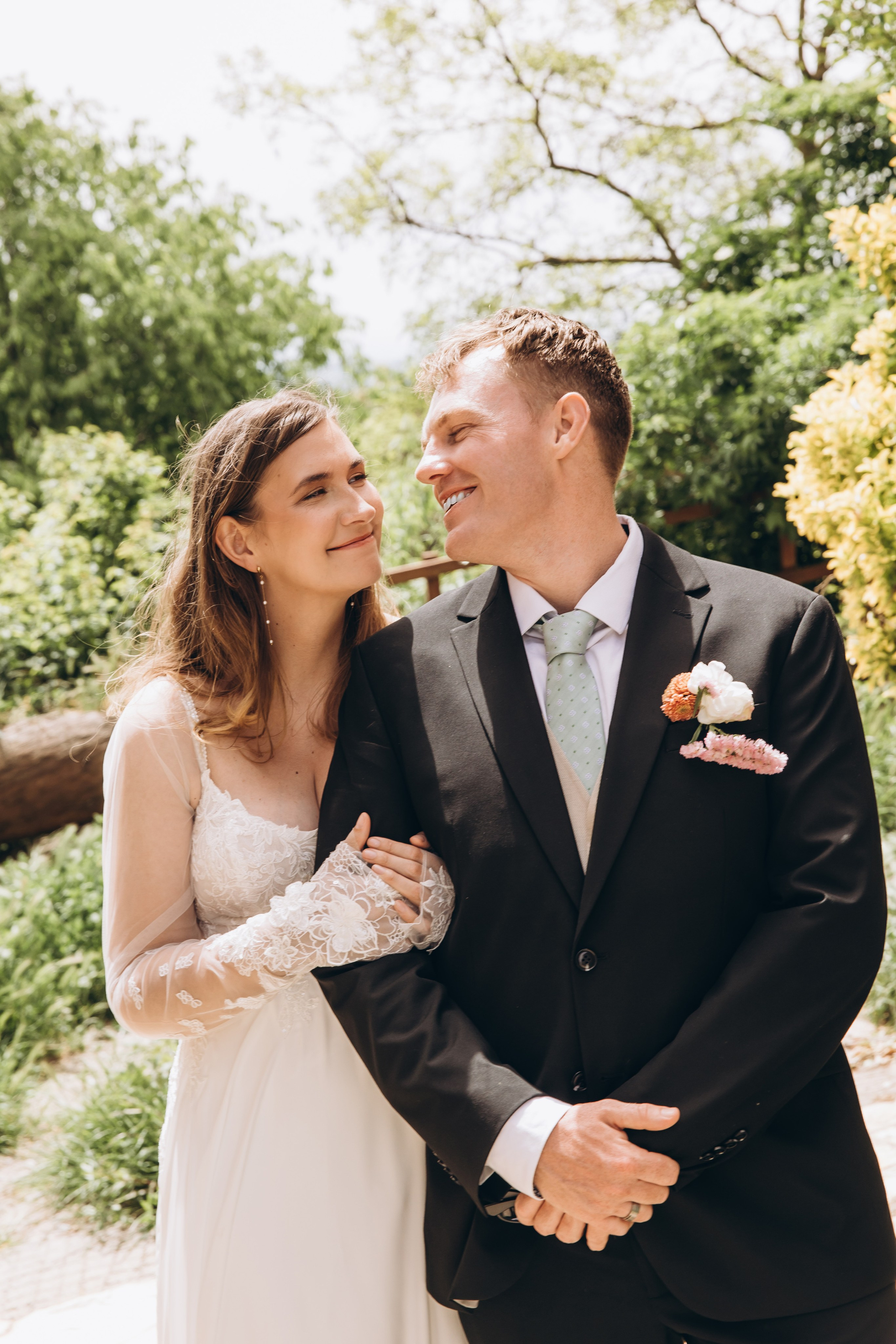 Wedding photography at Lake Como – timeless Italian wedding.