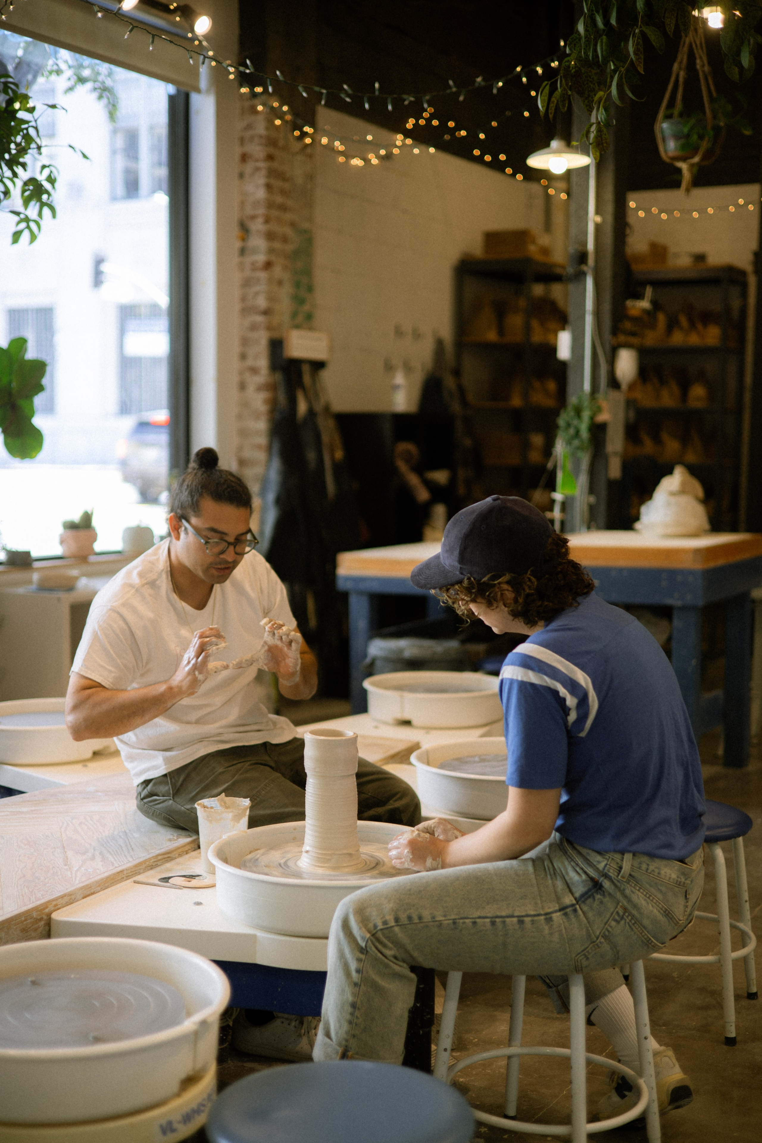 Pottery Studio Session | Throw Clay LA Studio. Photographer in Los Angeles. Julia Ishmuratova