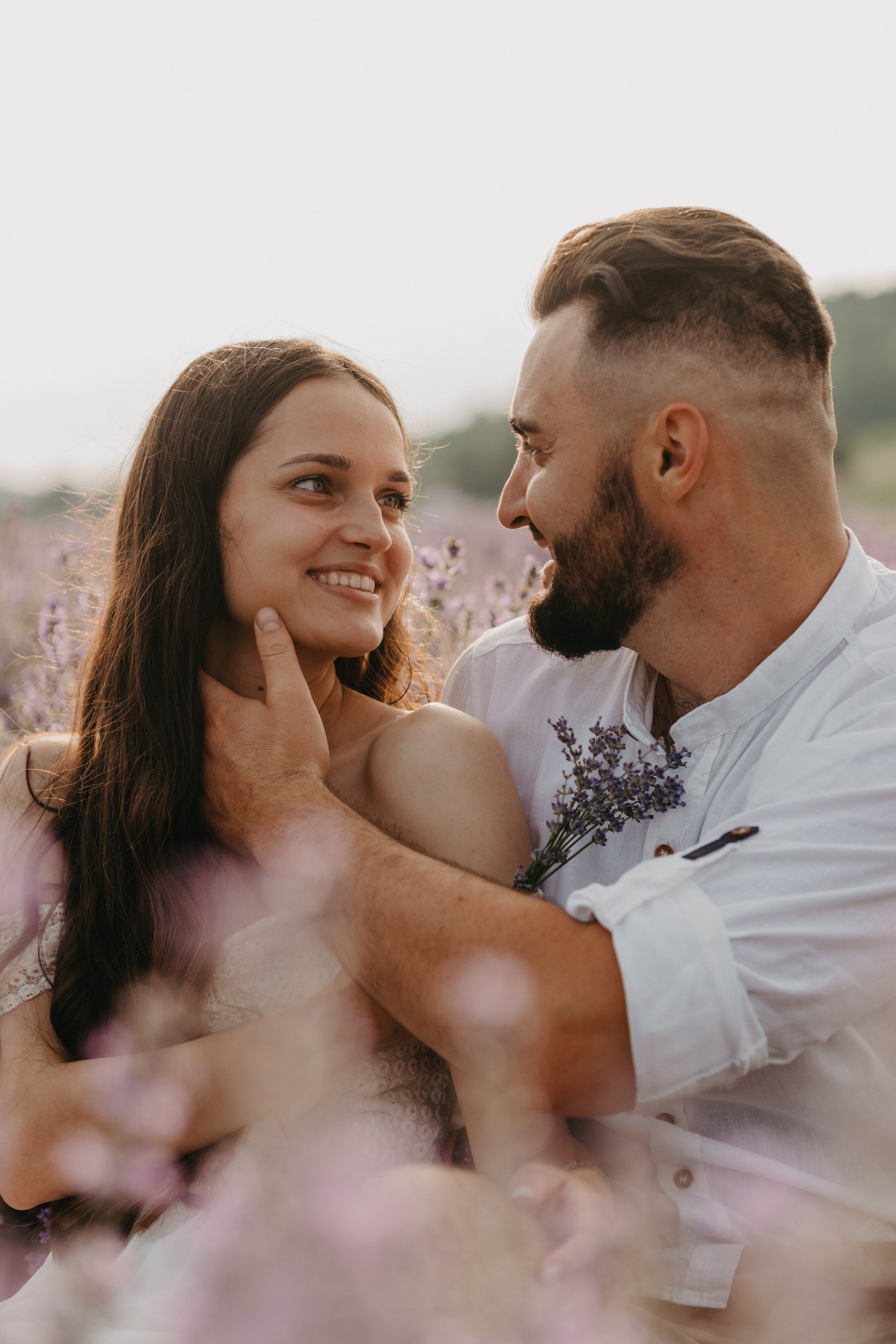 Hand in Hand. Fotograf Katowice – sesje indywidualne, rodzinne, ślubne