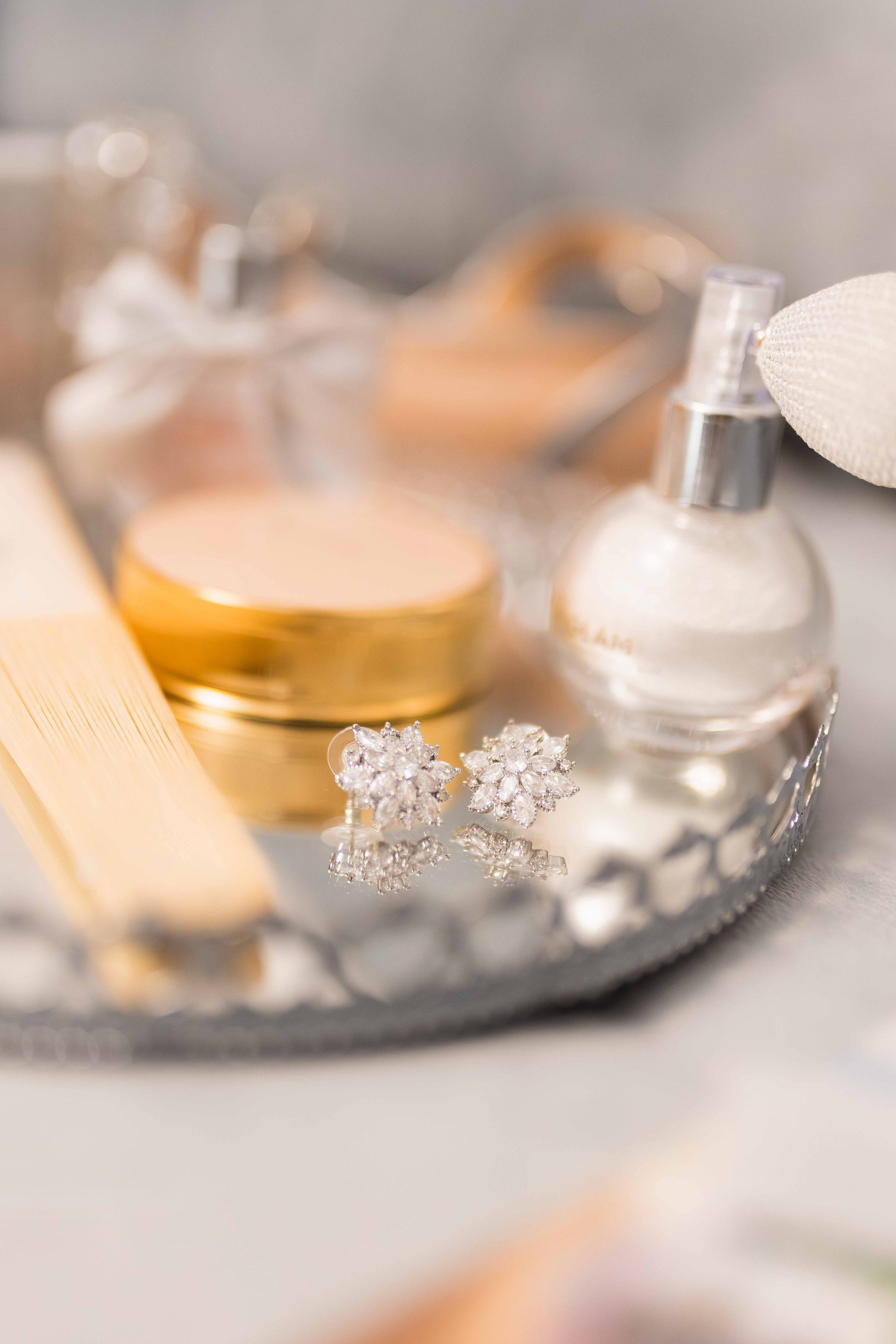 Diana & Gabi. Vlad Aconstantinesei Photographer