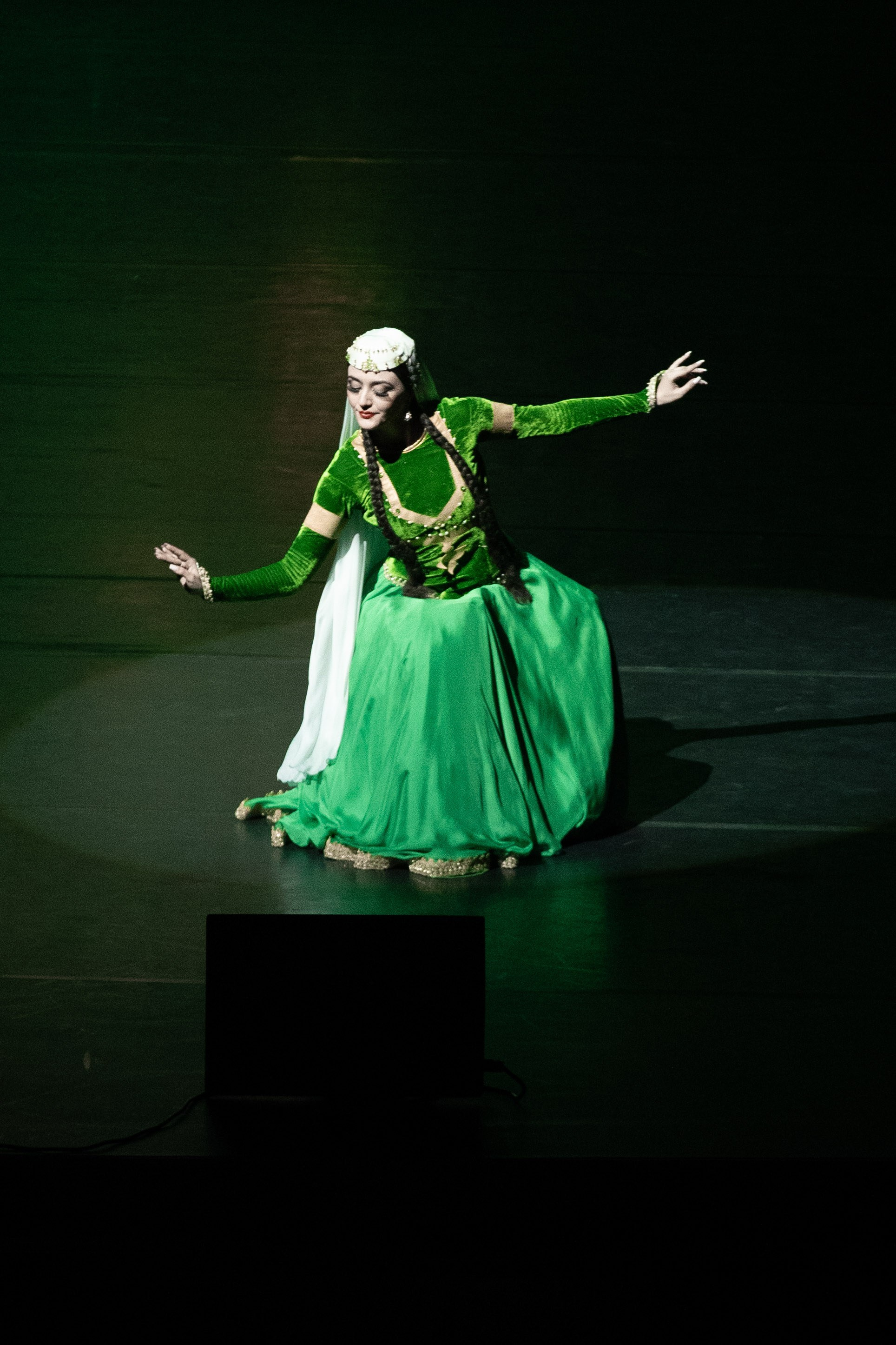 STATE DANCE ENSEMBLE. Wedding&Event photographer Ismail Rzayev in Baku