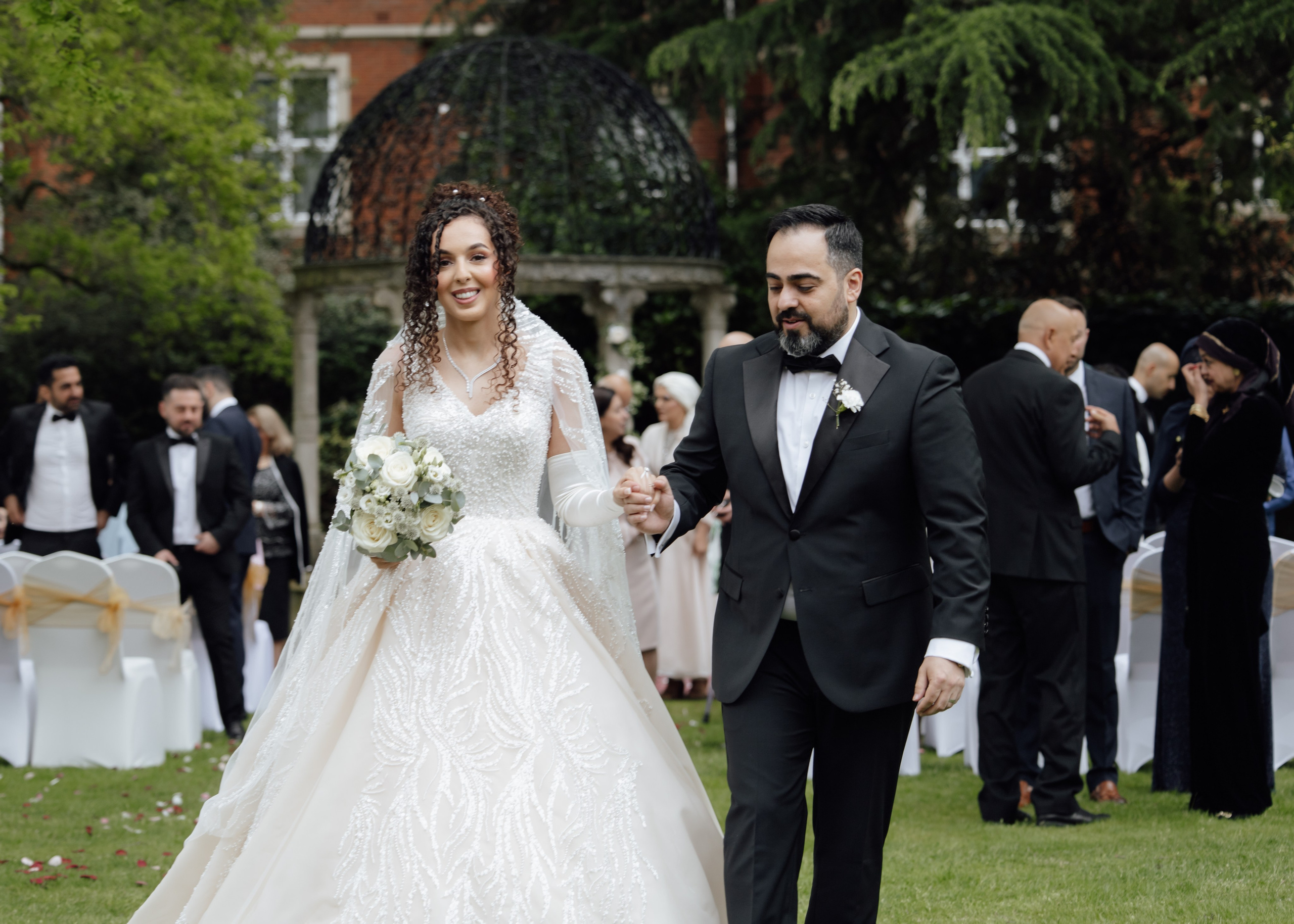 Elegant Wedding Photo Gallery. Timeless Wedding & Events Photography. Based in London, working across Europe