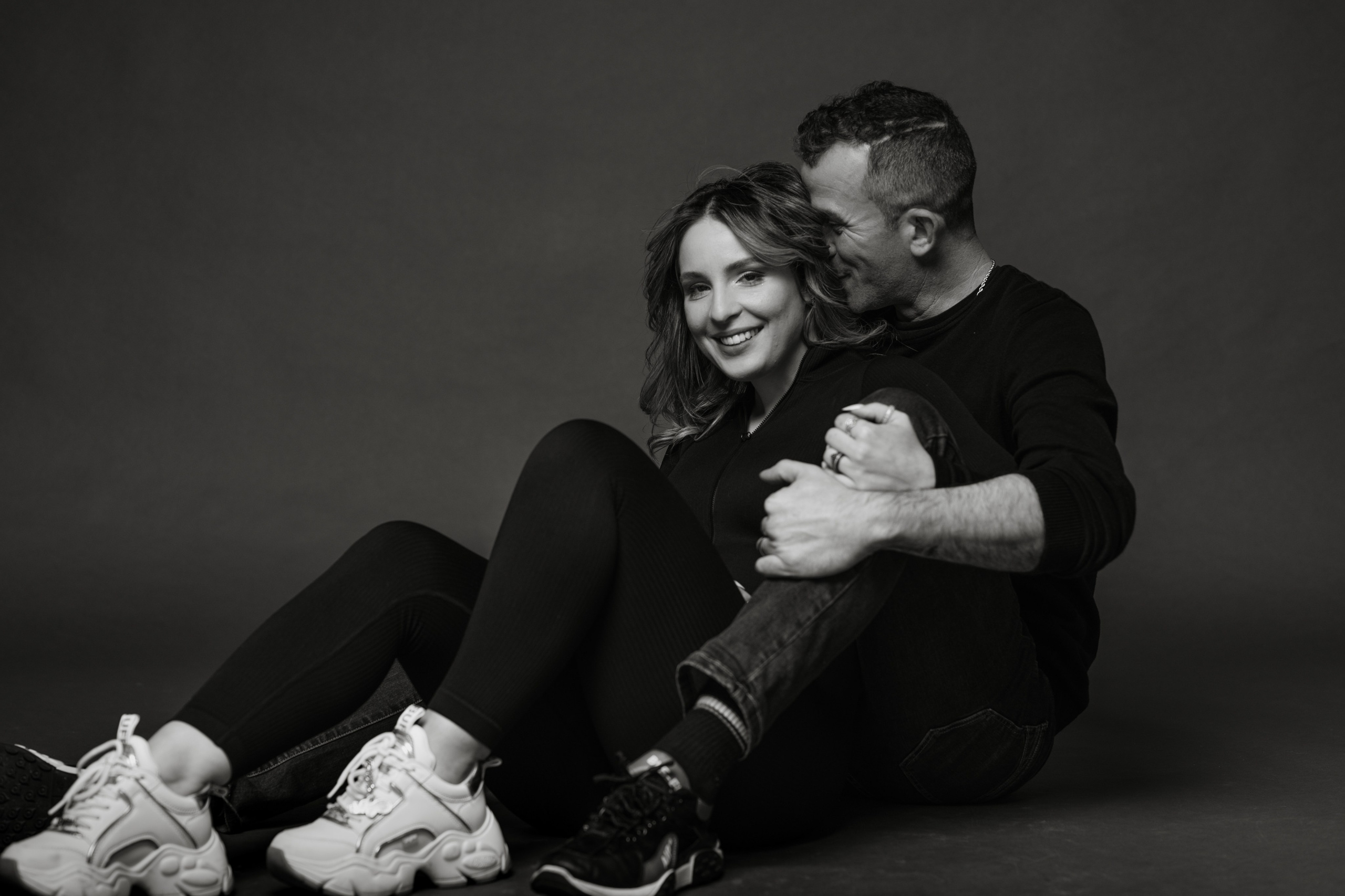 ANA and NELSON. Studio. Anastasiia Antoniuk portrait, family and couple photographer, Portugal