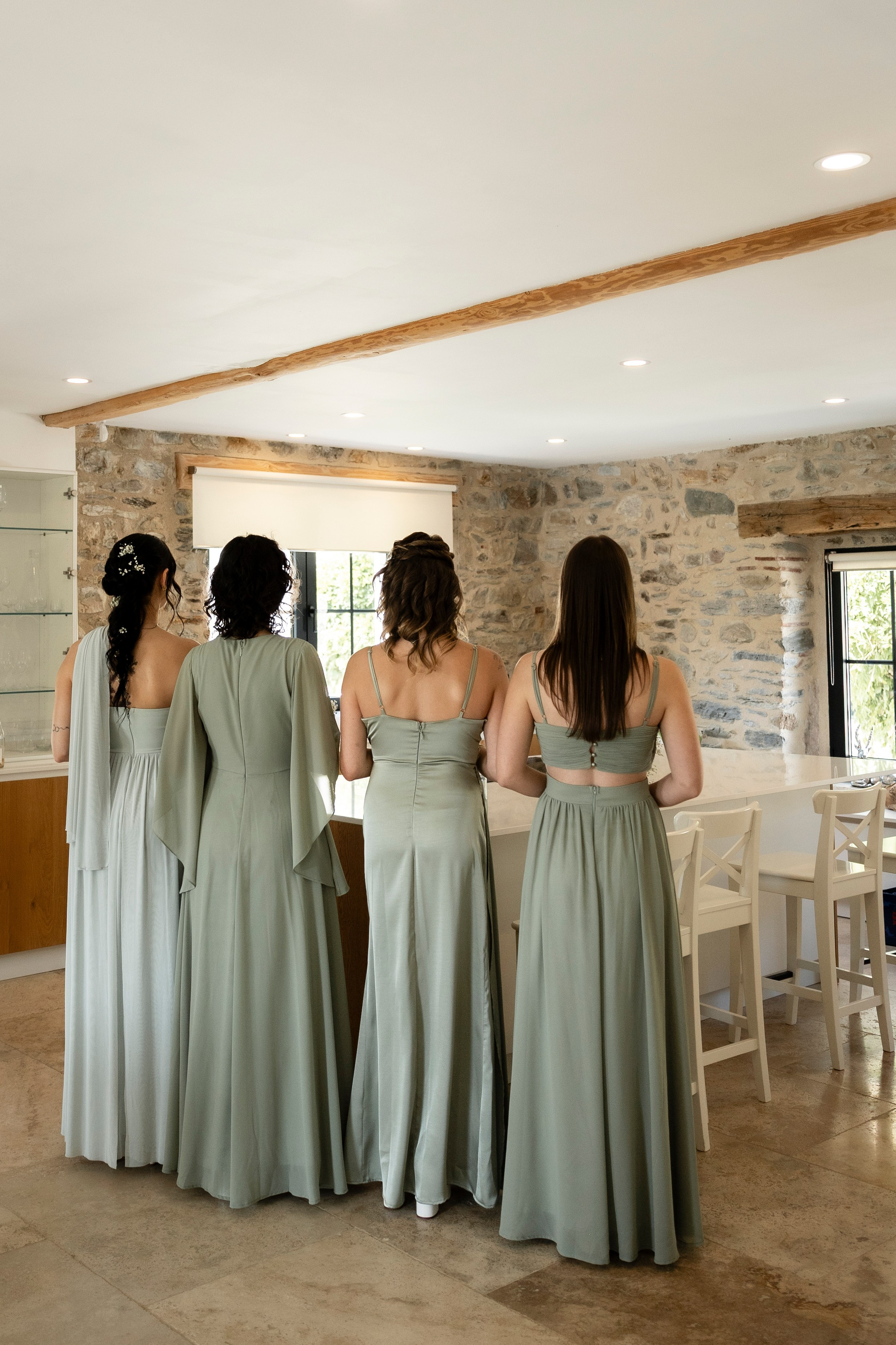 Modern Château Wedding in Occitanie — Domaine de Merlac. Eugénie Smirnova — Wedding & Elopement Photographer in Southwest France