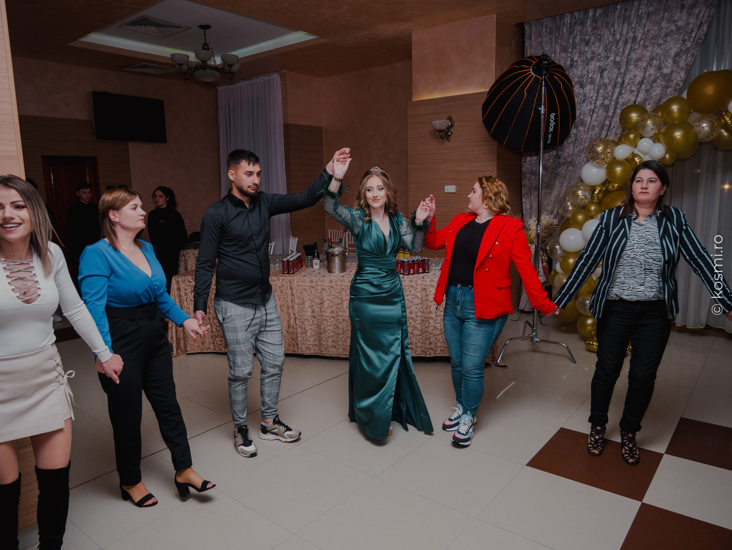 Majorat Andreea. Kosmi