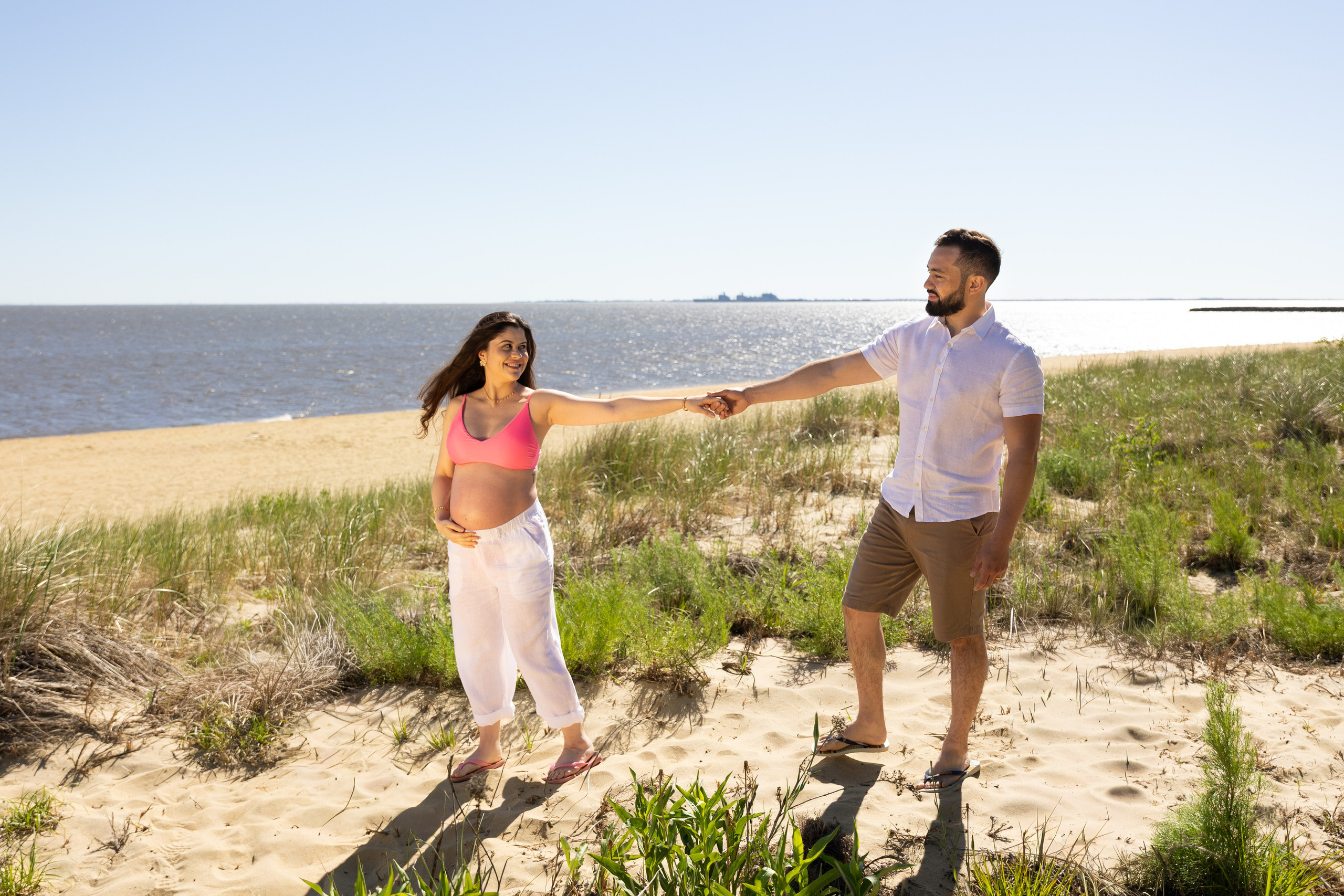 Beachside Maternity at Ideal Beach, NJ. Family, lifestyle, and commercial photography in New York and New Jersey