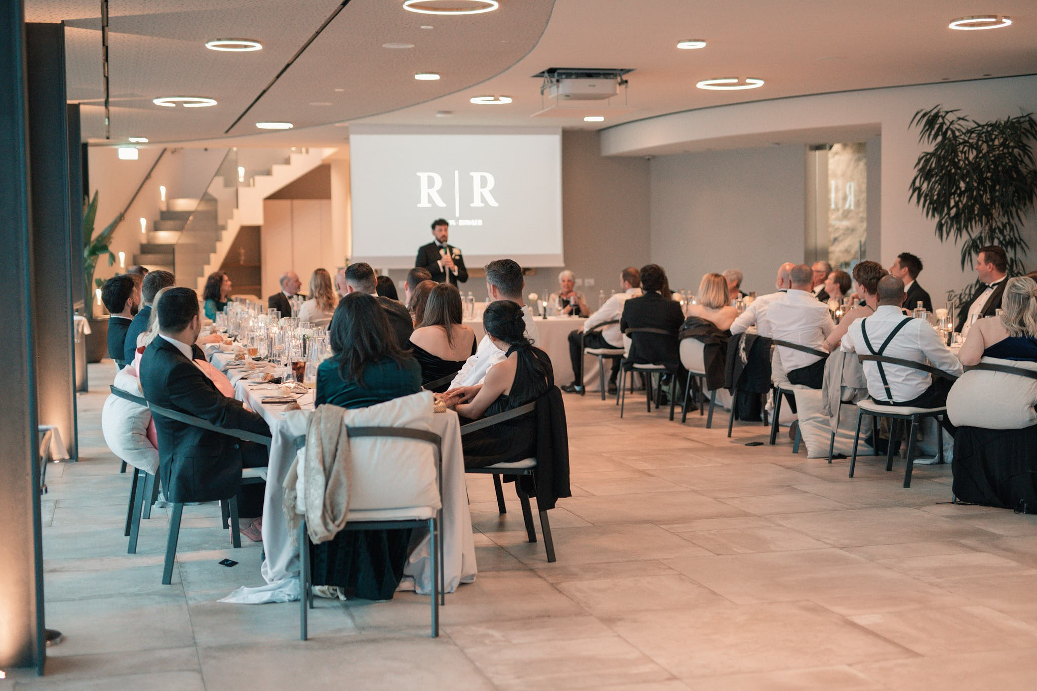 Roxie & Richard Wedding. Fotografo matrimonio Lago di Como Ferrari Media Production