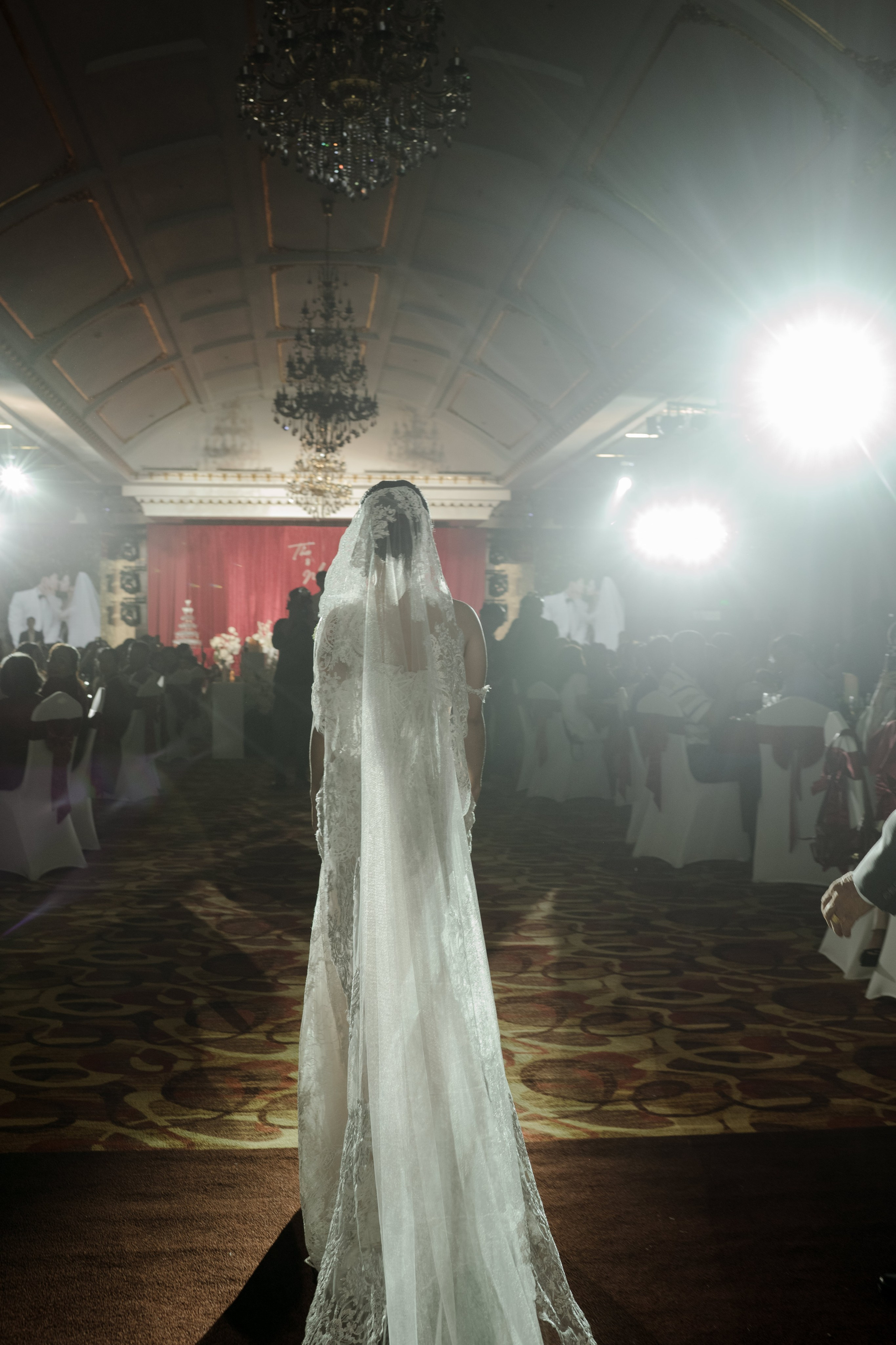 Man + Thu | Photojournalism. BenColor Studio