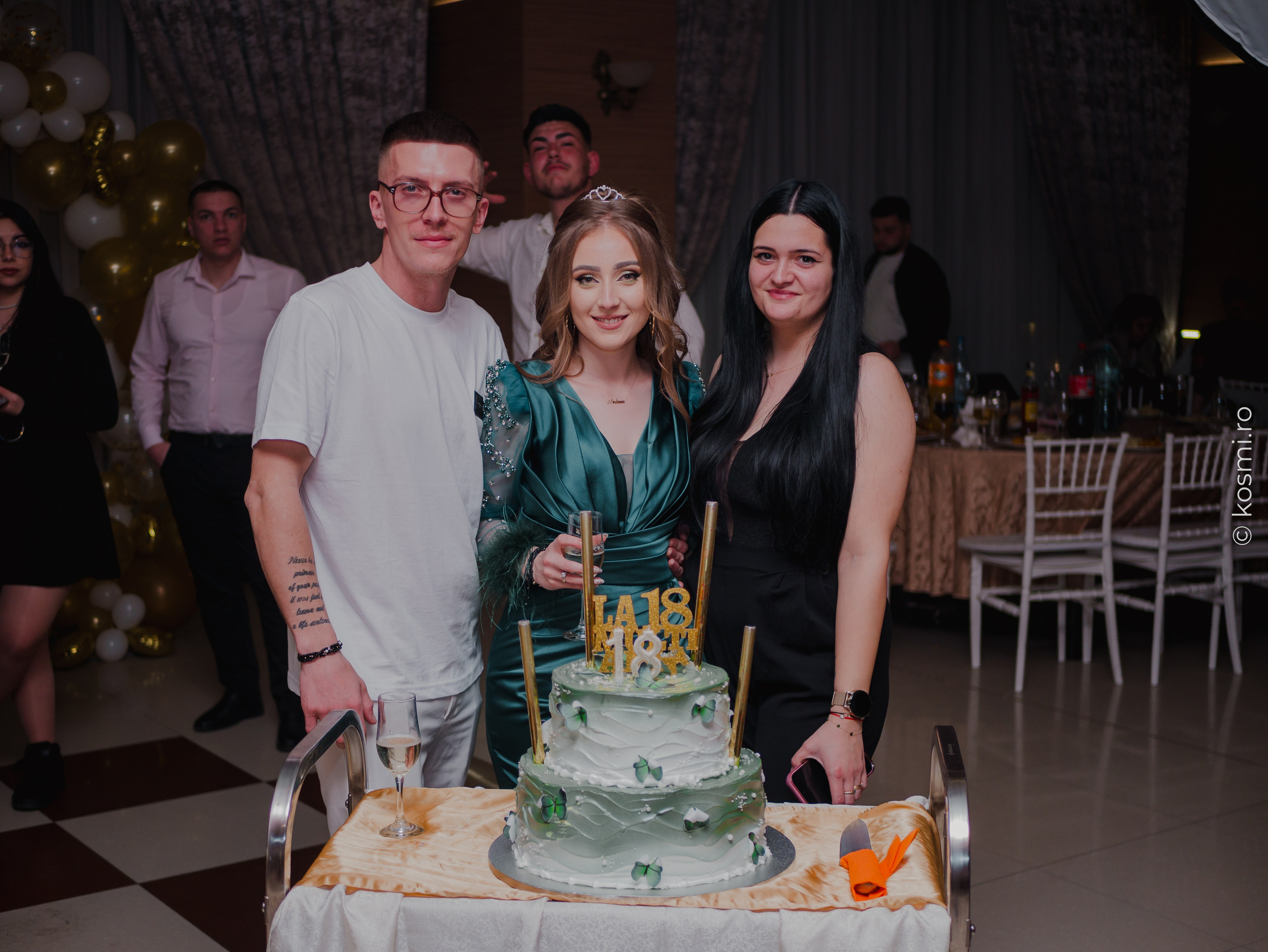 Majorat Andreea. Kosmi