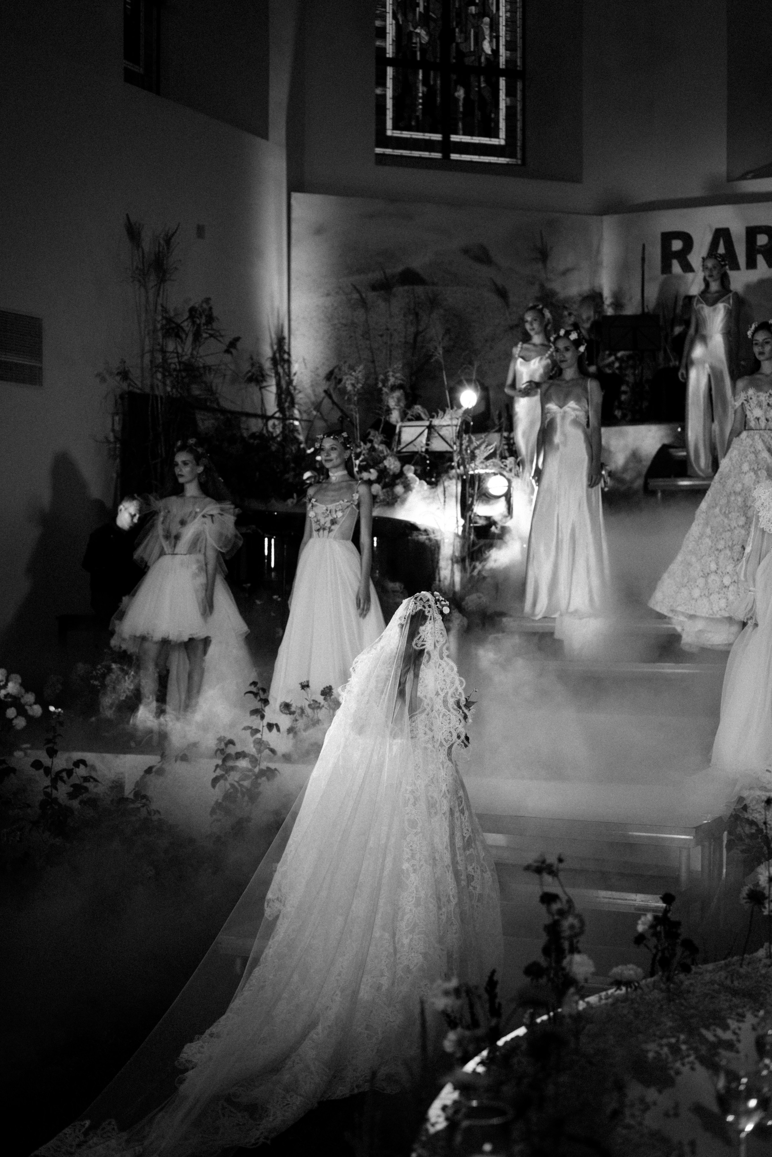 BRIDAL FASHION SHOW 2023. Destination Wedding photographer Italy, France, Germany, Spain, Poland Oleg Zaicev