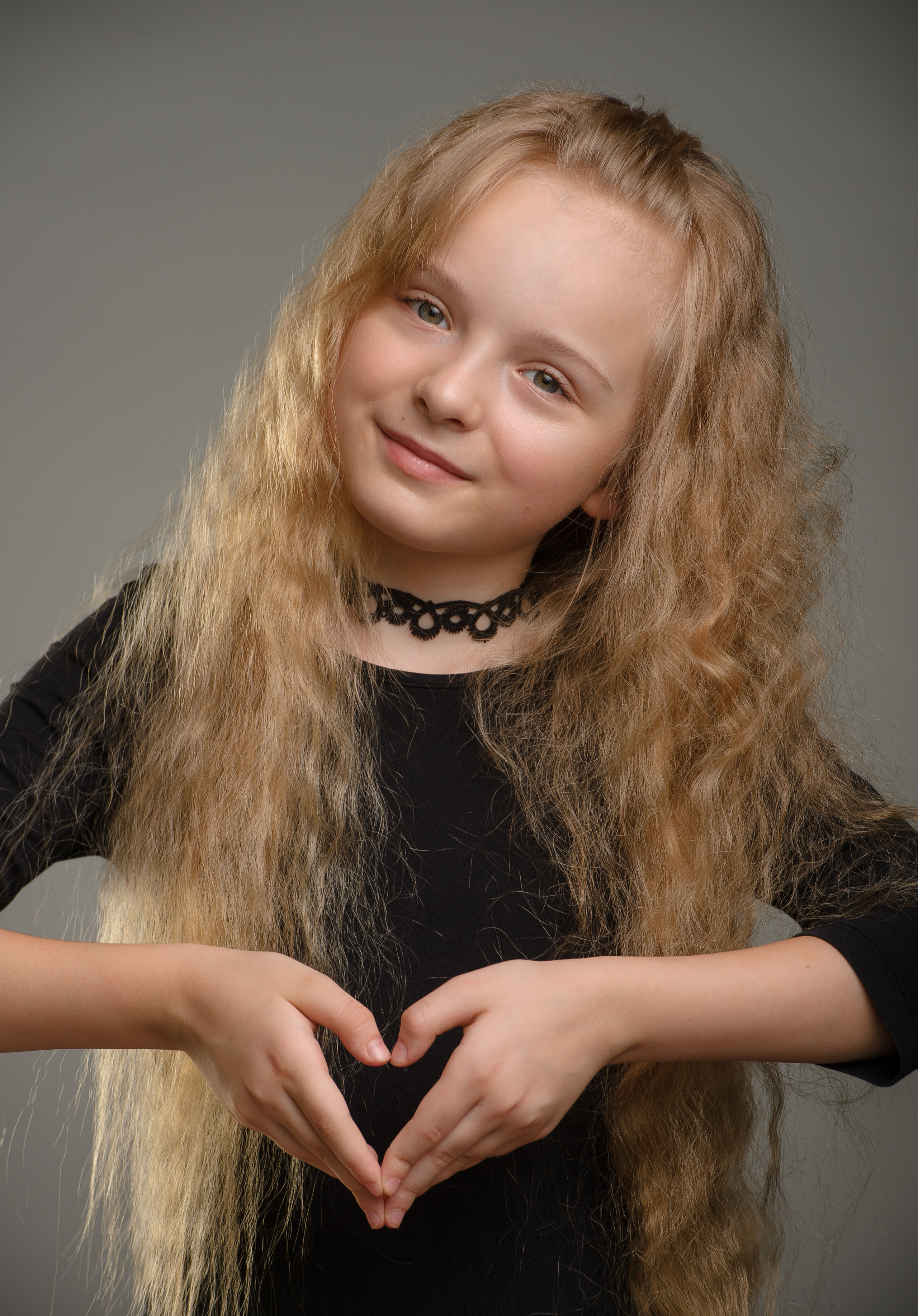 Студийный Портрет Яны. Семейный фотограф в Кишинёве THOMAS SHTIFT