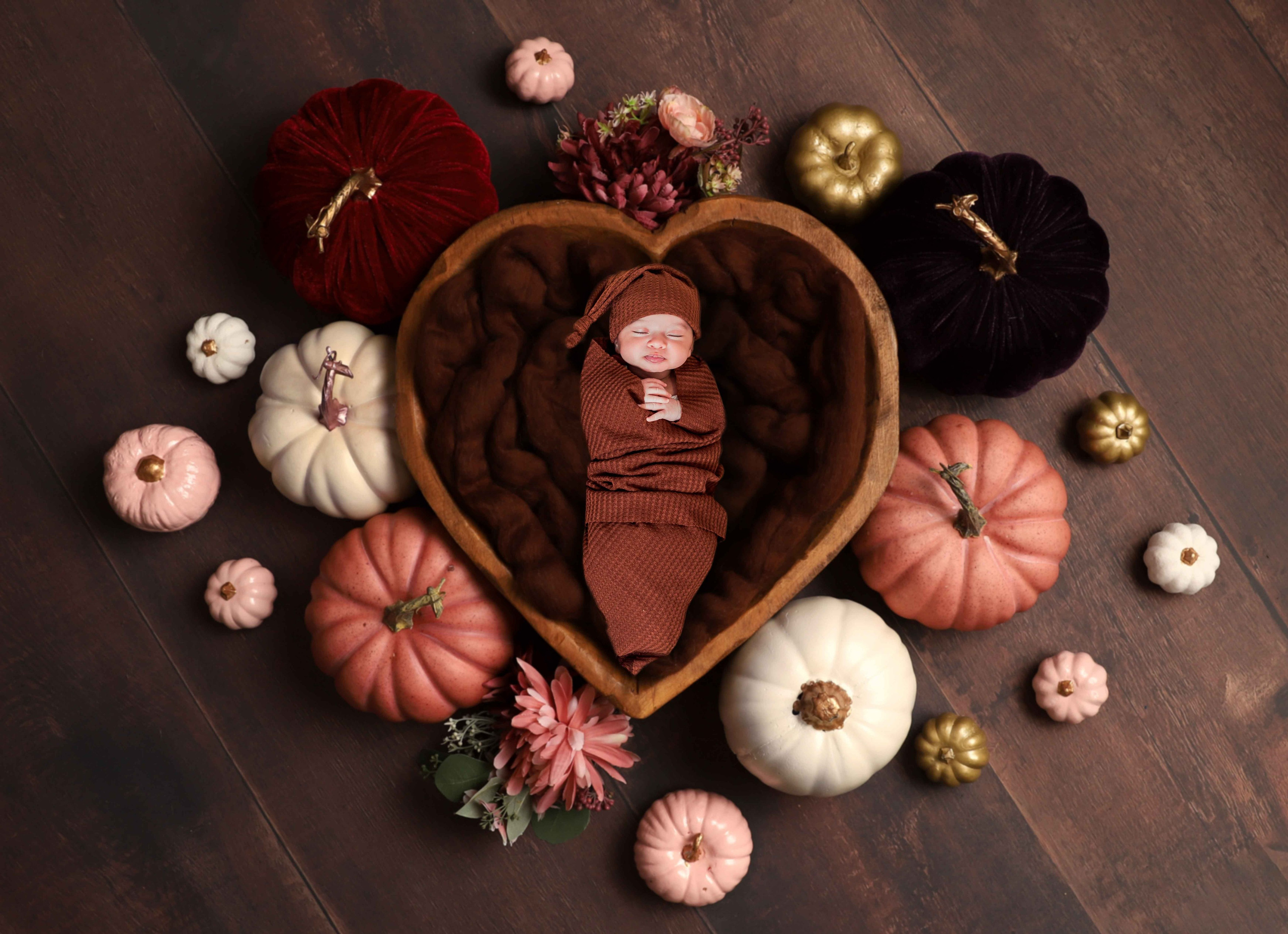 Pahel. JY Productions