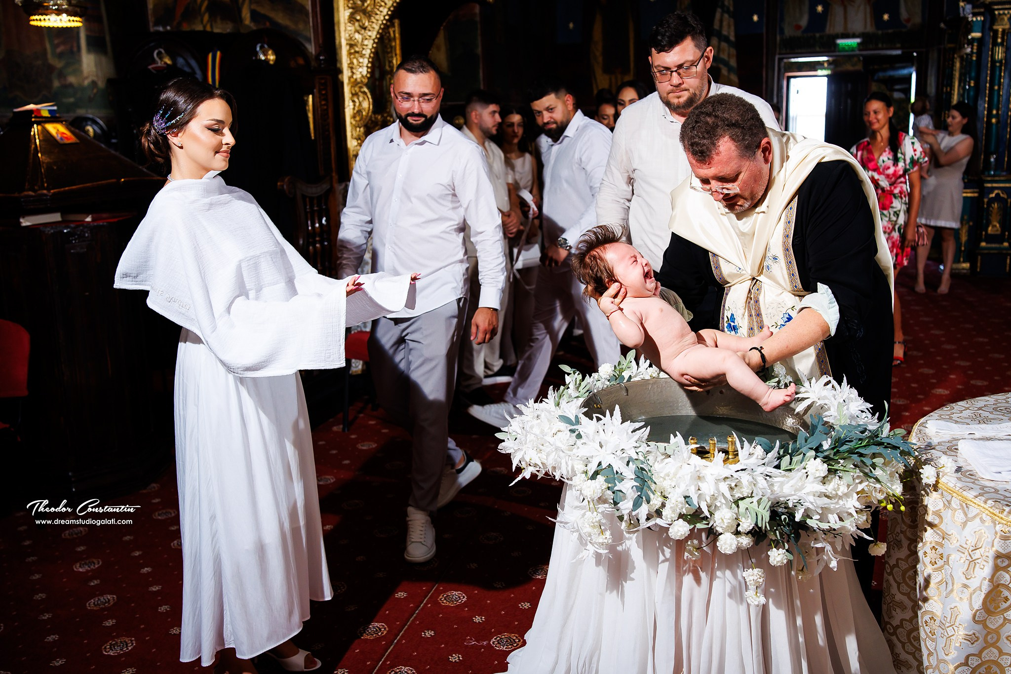 Botez. Dream Studio Galați – ședințe foto profesionale pentru familie, portrete și evenimente