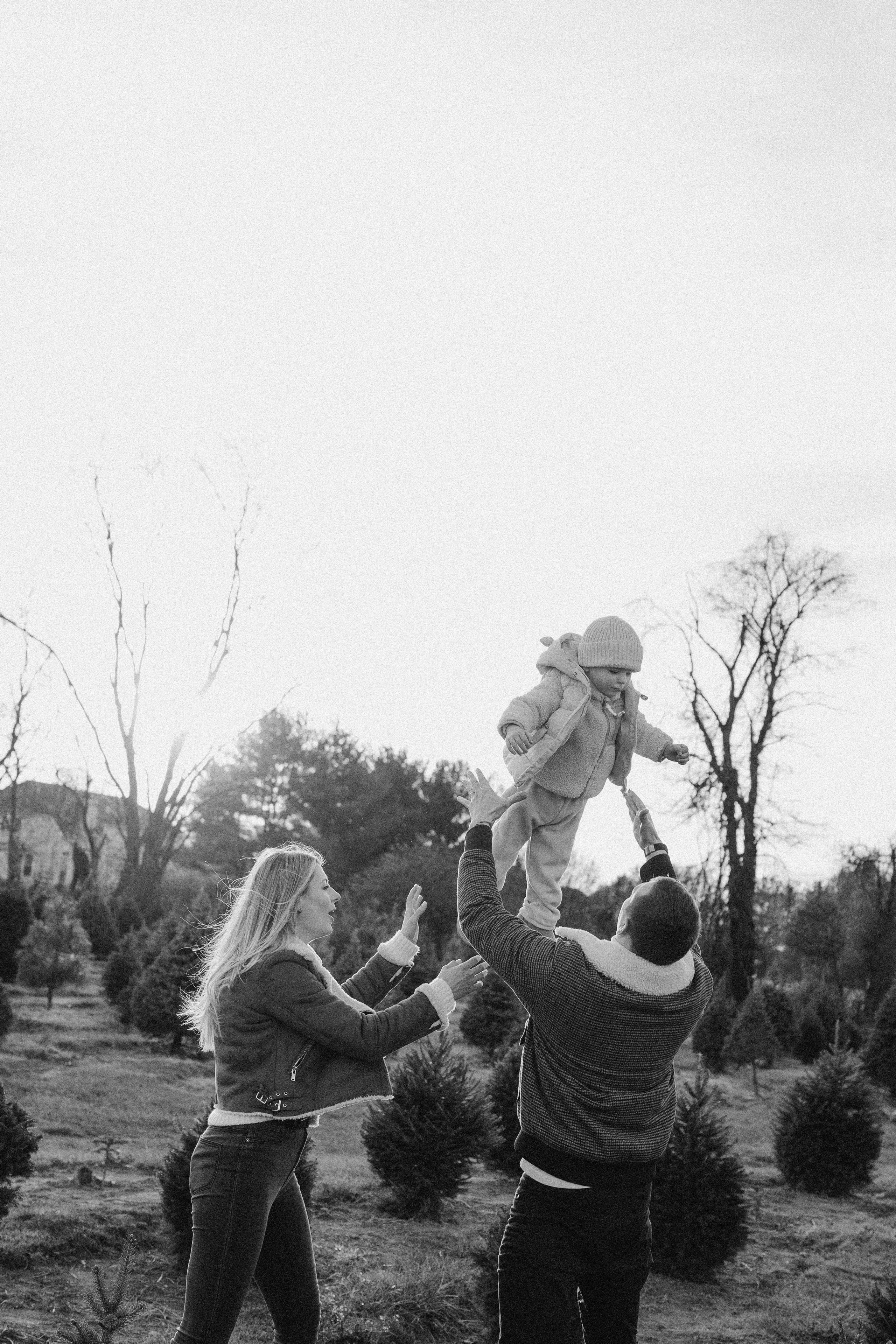 Christmas Farm Photography – Festive & Cozy Memories. Alisa Tant — Family and newborn photographer Bucks County, Montgomery county, Philadelphia, NJ